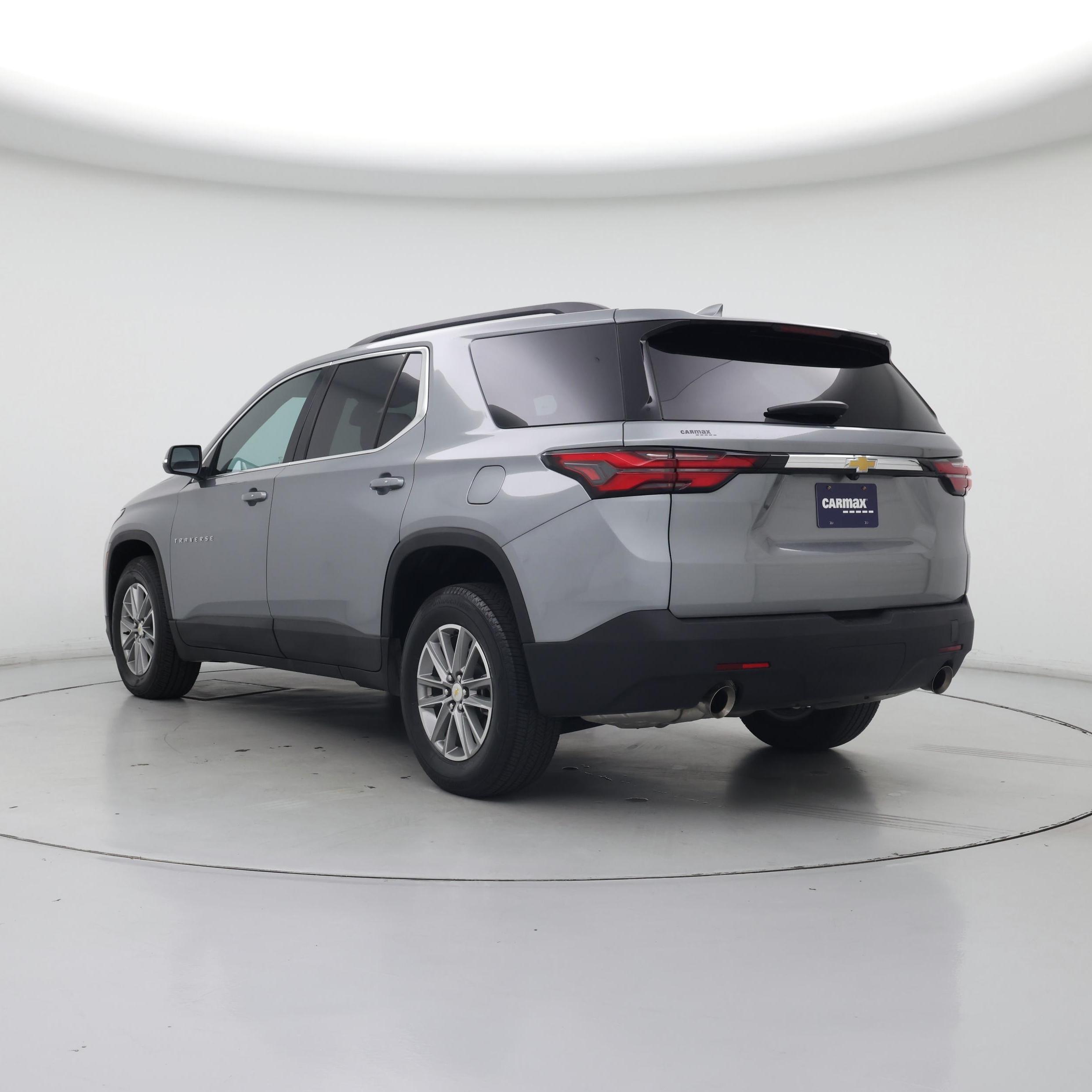 Thumbnail: 2023 Chevrolet Traverse - 2