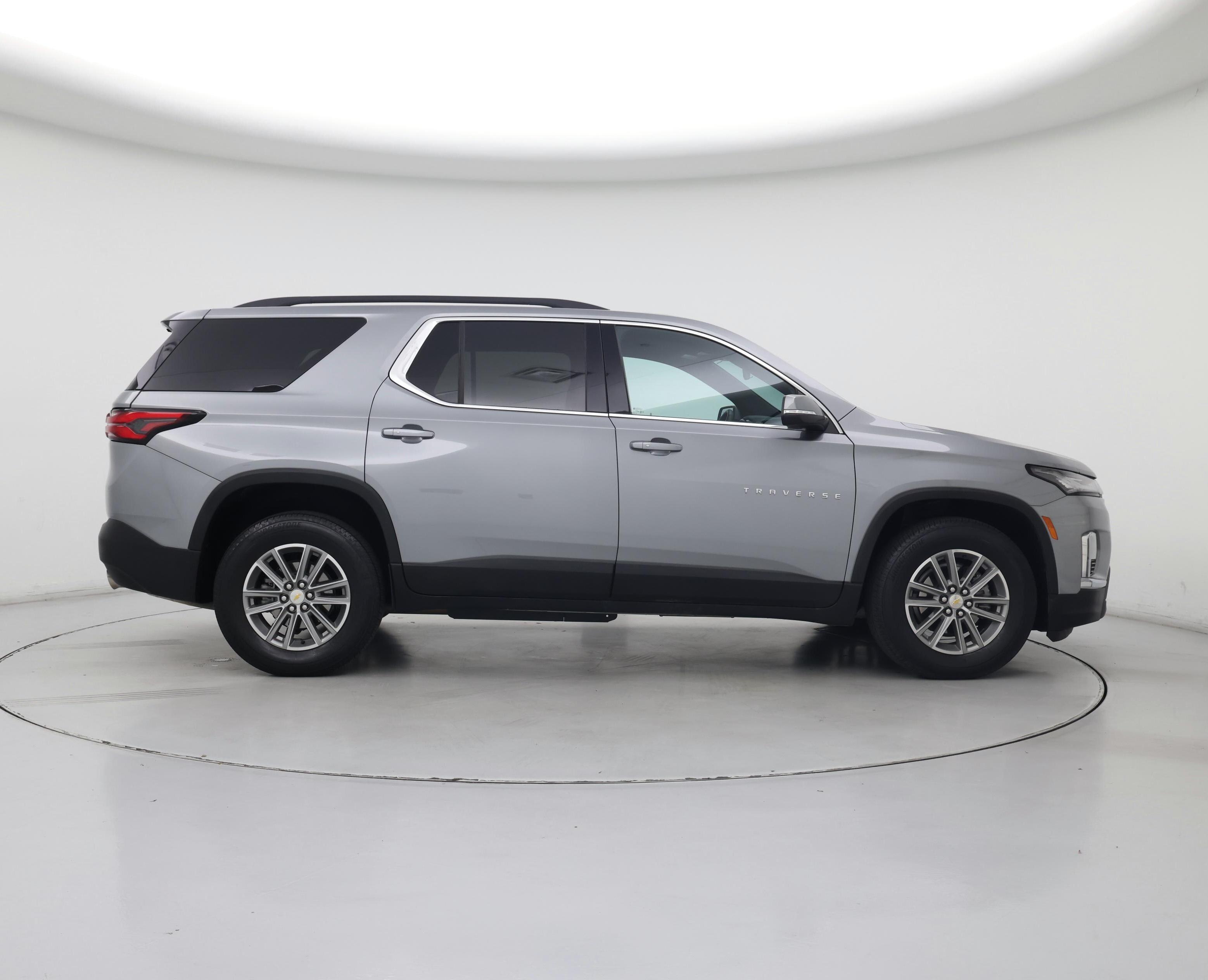 Thumbnail: 2023 Chevrolet Traverse - 7