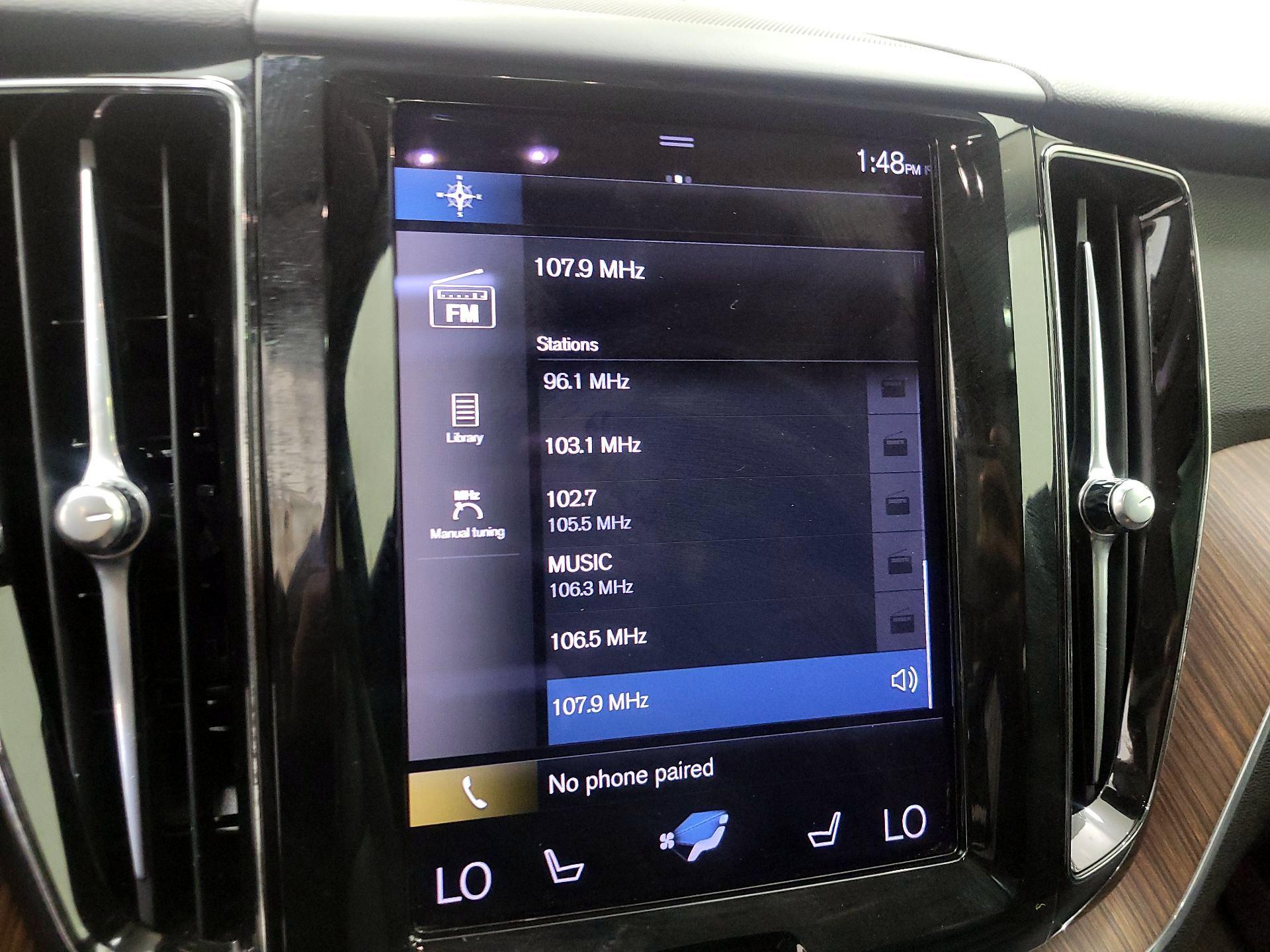 Thumbnail: 2021 Volvo XC60 - 15