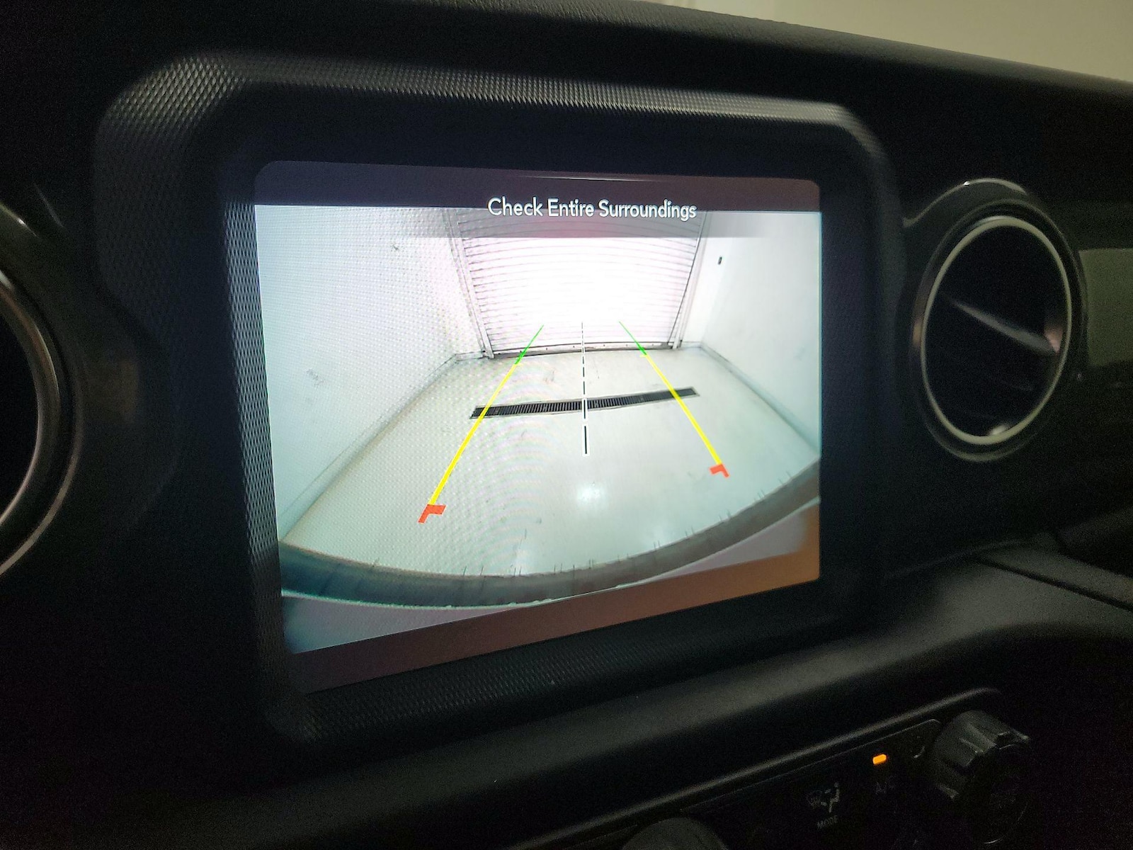 2023 Jeep Wrangler 4-Door Sahara - Photo 16