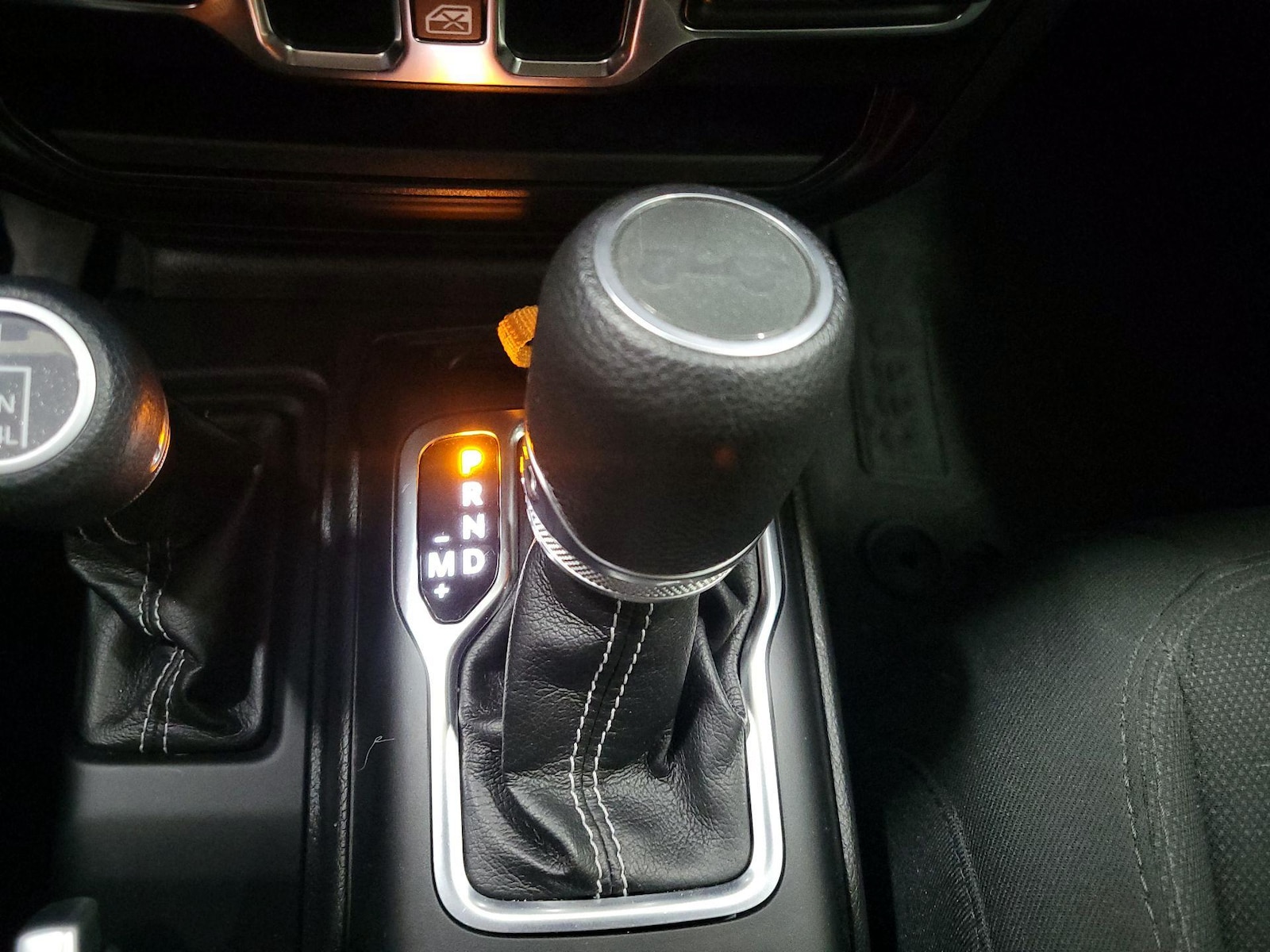 2023 Jeep Wrangler 4-Door Sahara - Photo 19