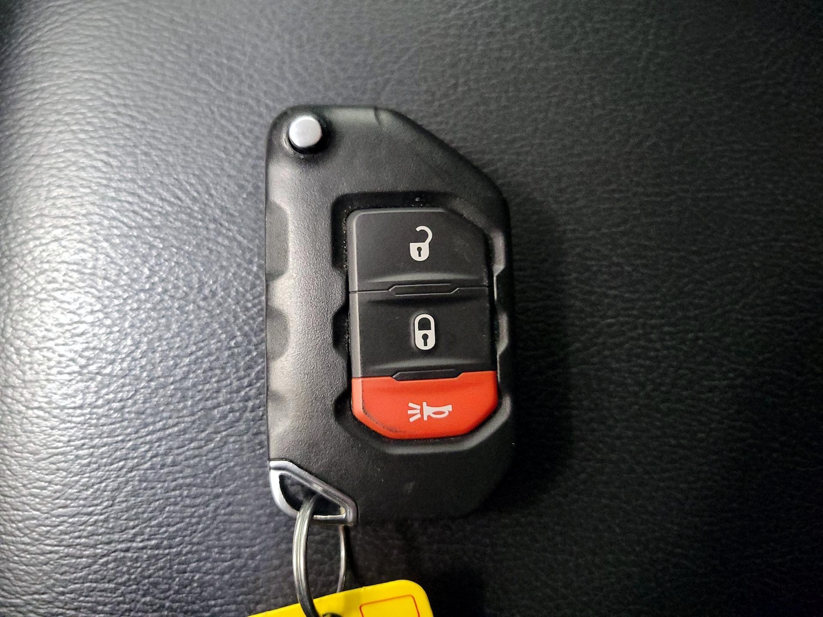 2023 Jeep Wrangler 4-Door Sahara - Photo 24