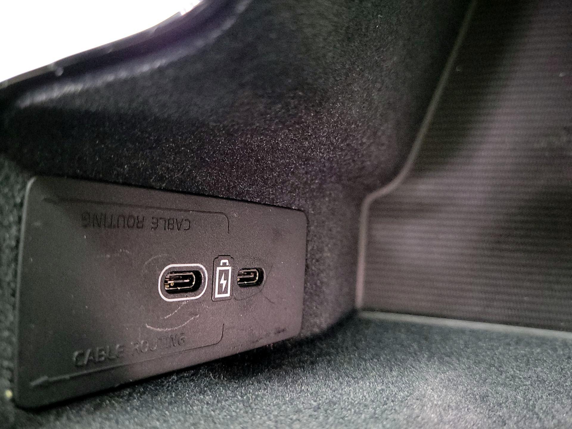 Thumbnail: 2022 Volvo XC60 - 19