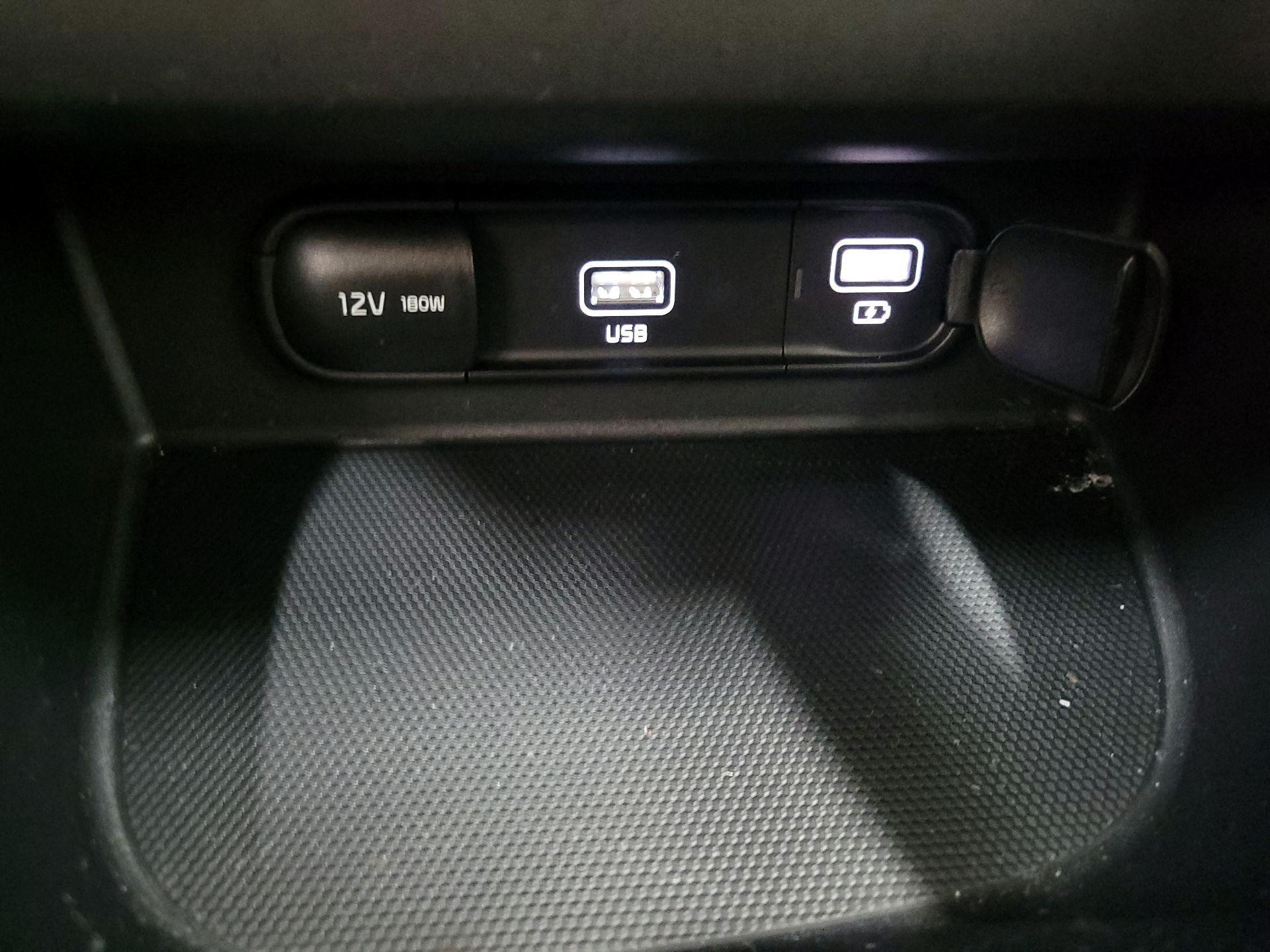 Thumbnail: 2023 Kia Seltos - 18