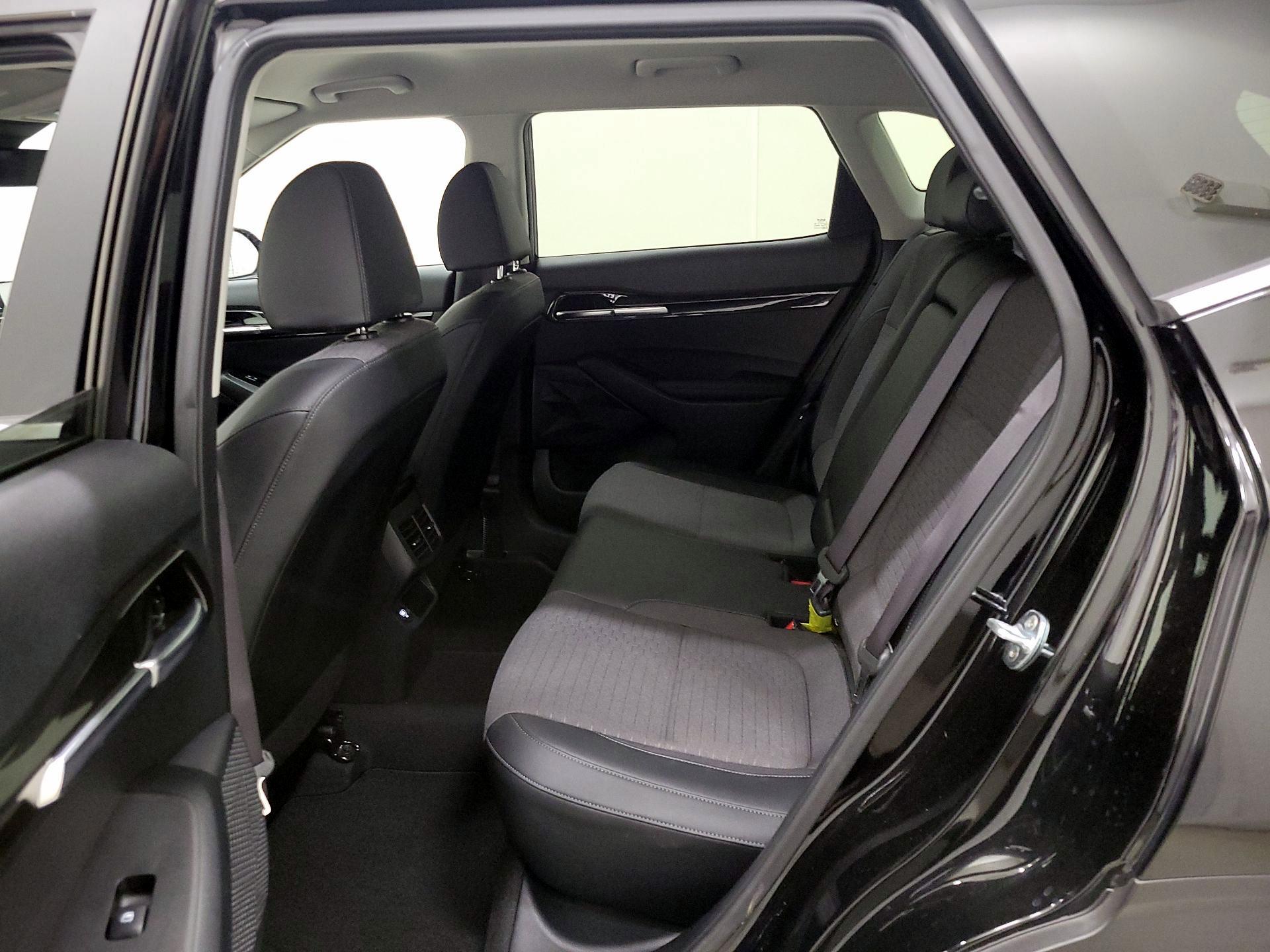 Thumbnail: 2023 Kia Seltos - 19