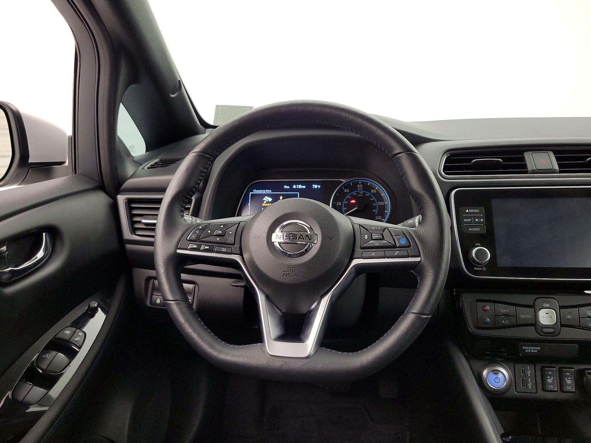 Thumbnail: 2022 Nissan Leaf - 10