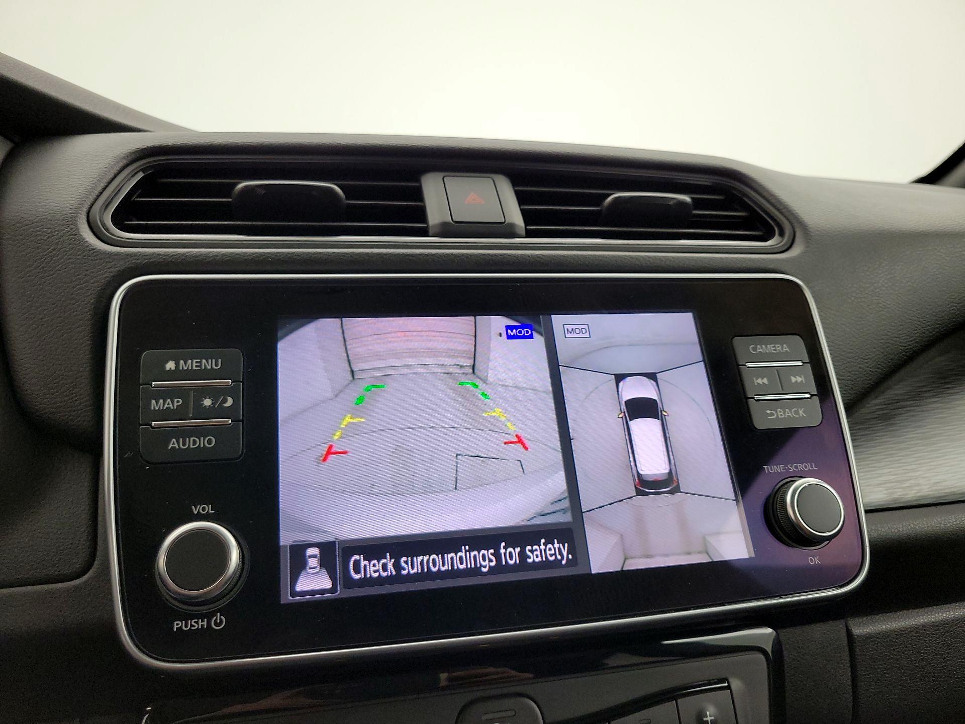 Thumbnail: 2022 Nissan Leaf - 15