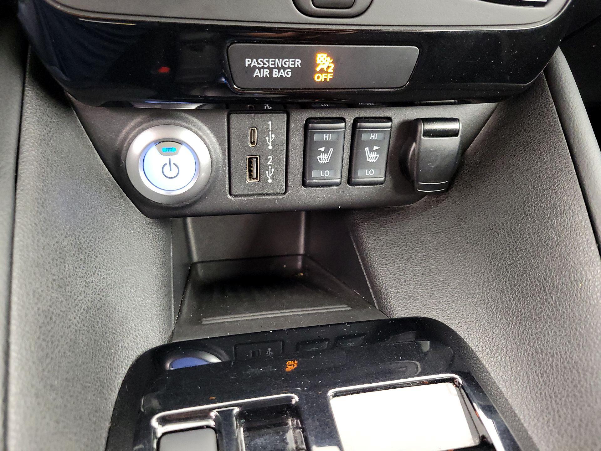 Thumbnail: 2022 Nissan Leaf - 19