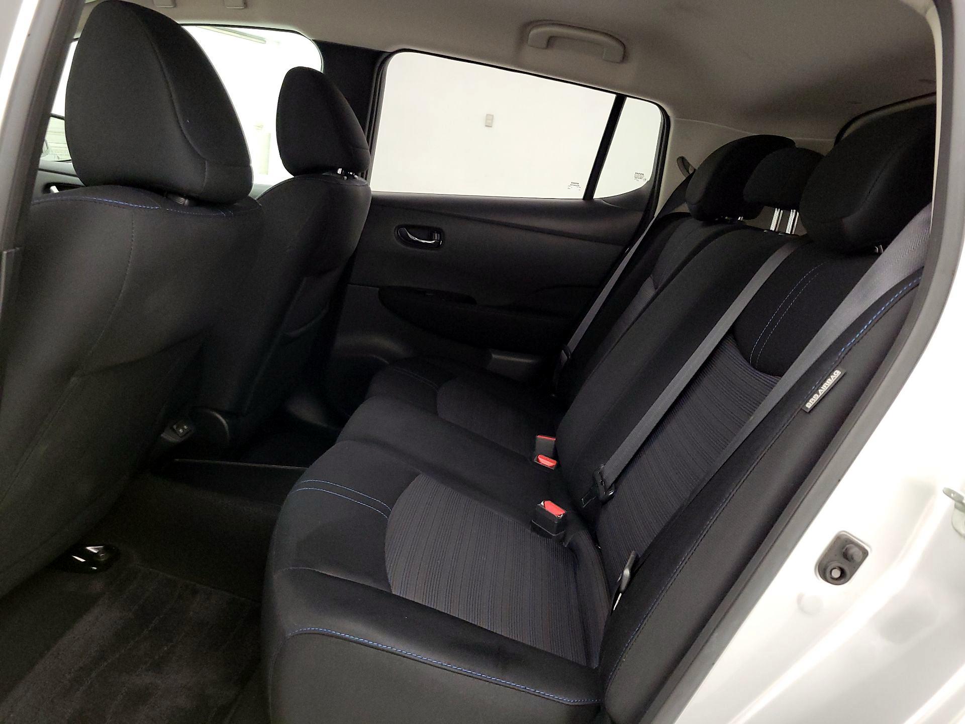 Thumbnail: 2022 Nissan Leaf - 20