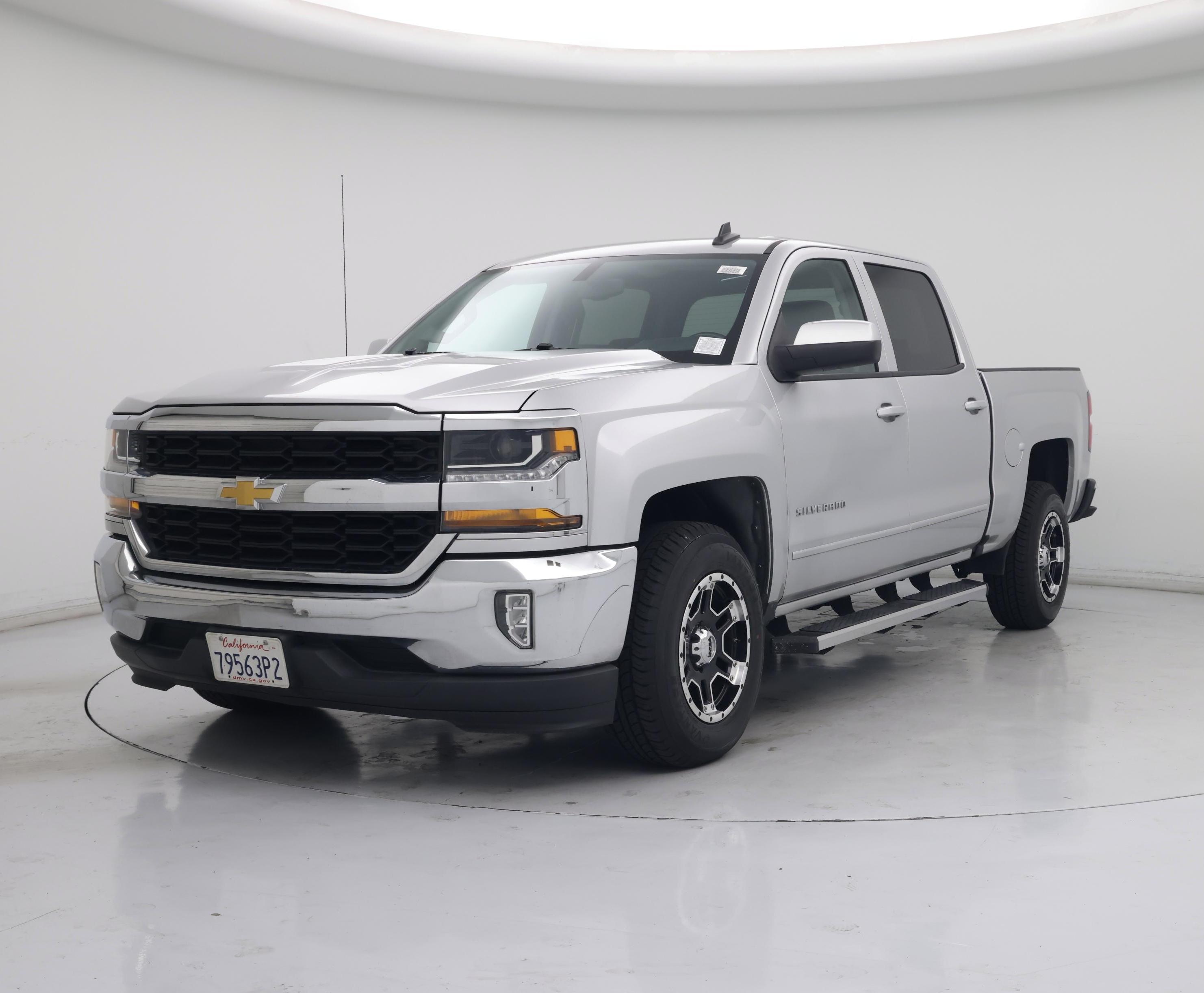 Thumbnail: 2018 Chevrolet Silverado 1500 - 4