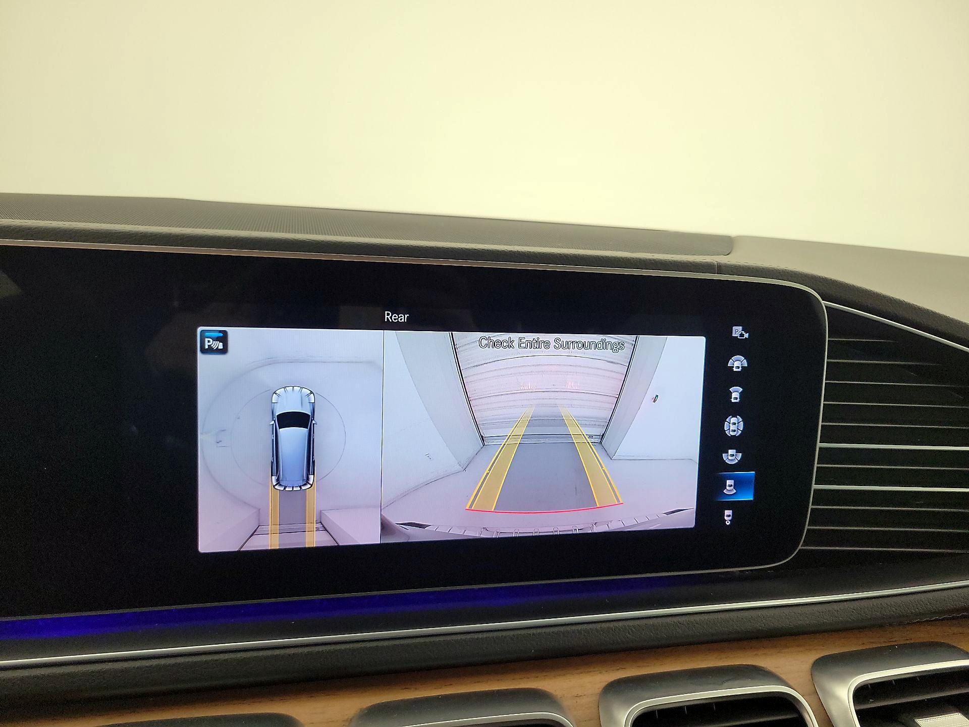 Thumbnail: 2022 Mercedes-Benz GLS - 15