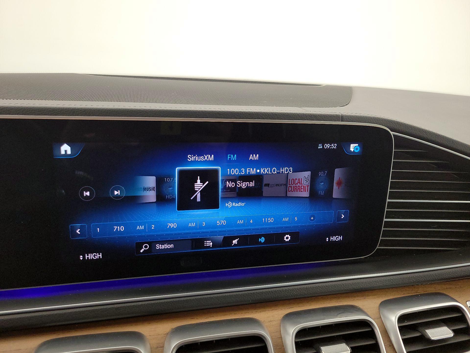 Thumbnail: 2022 Mercedes-Benz GLS - 16