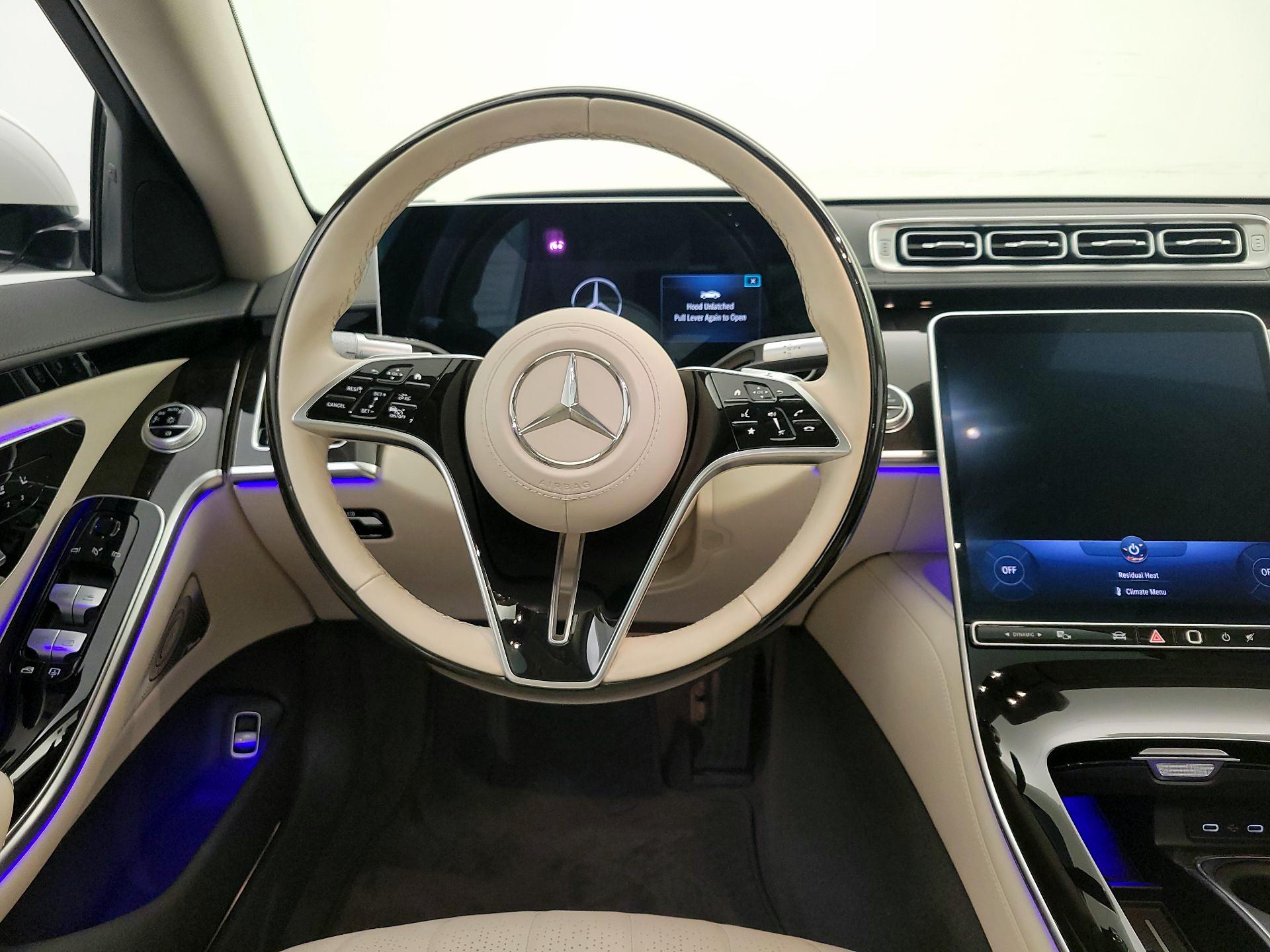 Thumbnail: 2022 Mercedes-Benz S-Class - 10