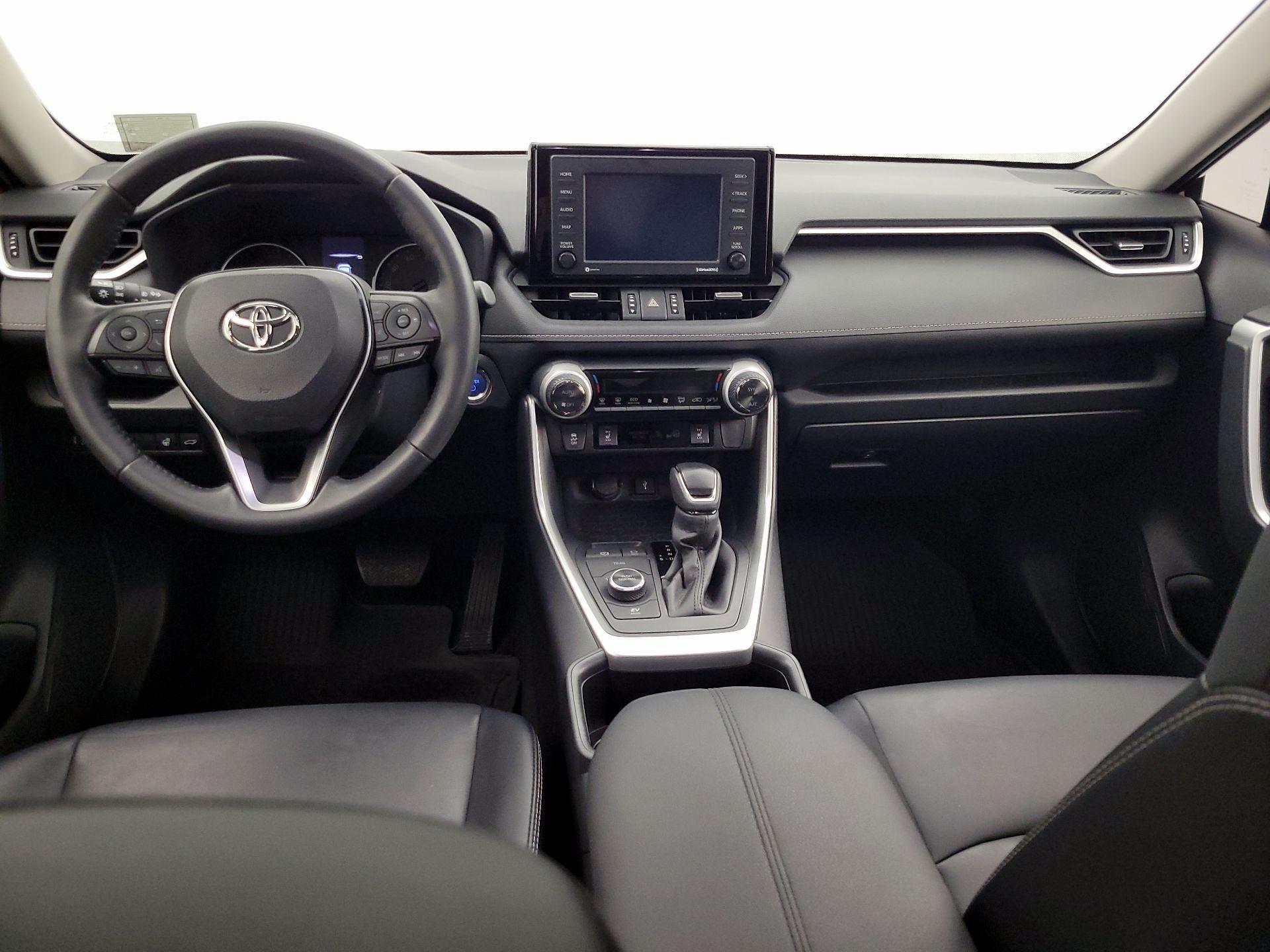 Thumbnail: 2022 Toyota RAV4 - 9