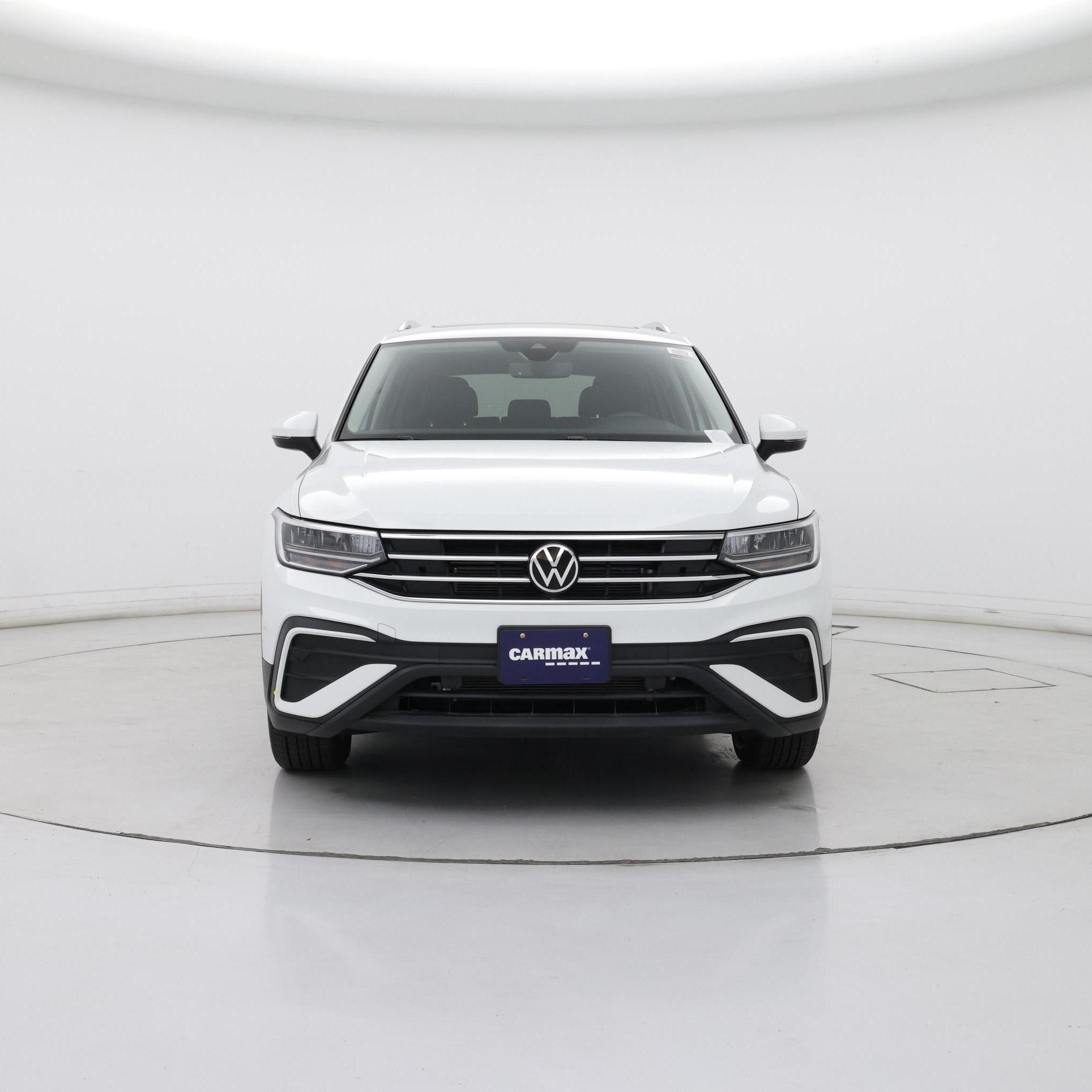 Thumbnail: 2022 Volkswagen Tiguan - 5