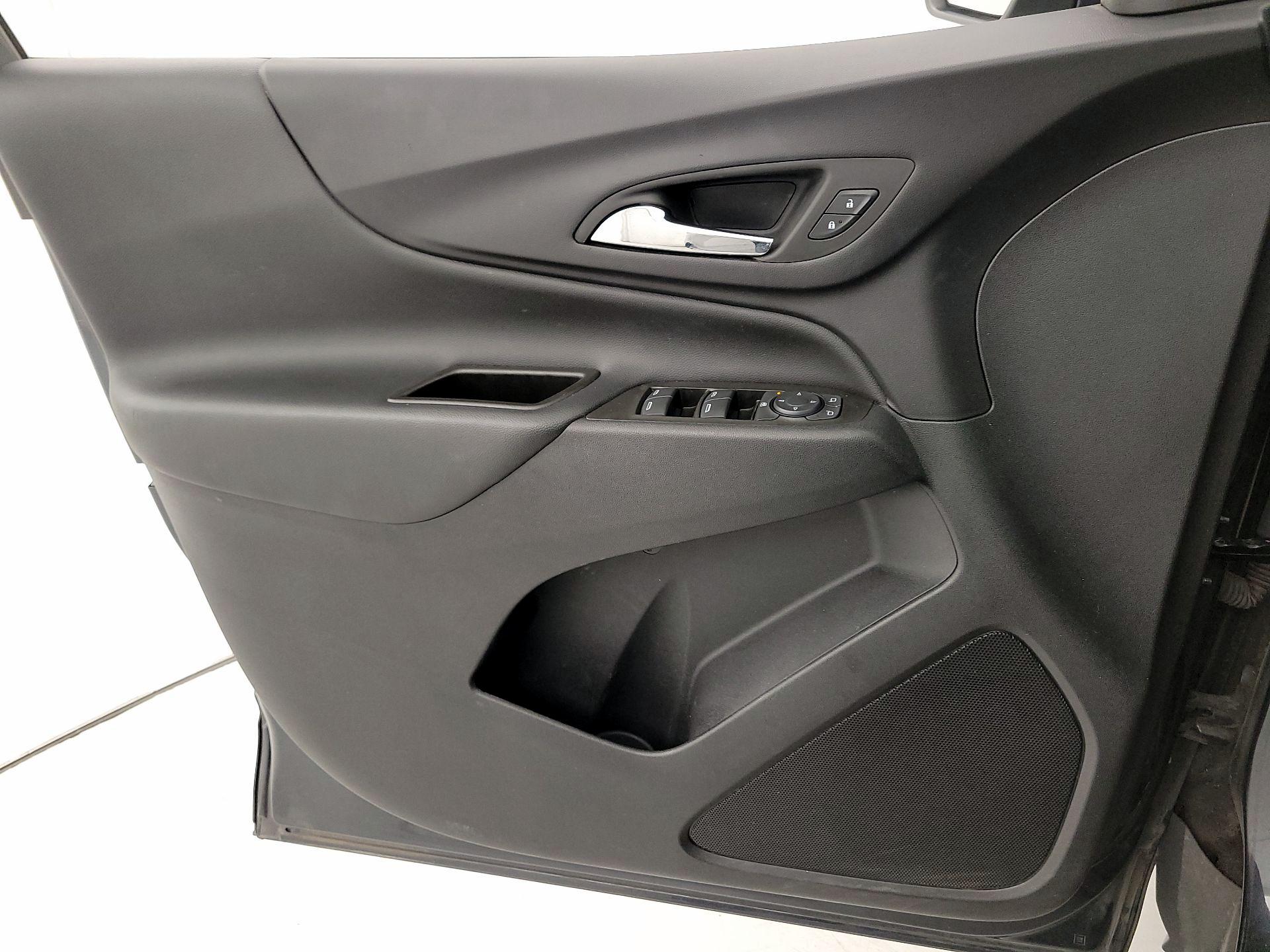 Thumbnail: 2023 Chevrolet Equinox - 12