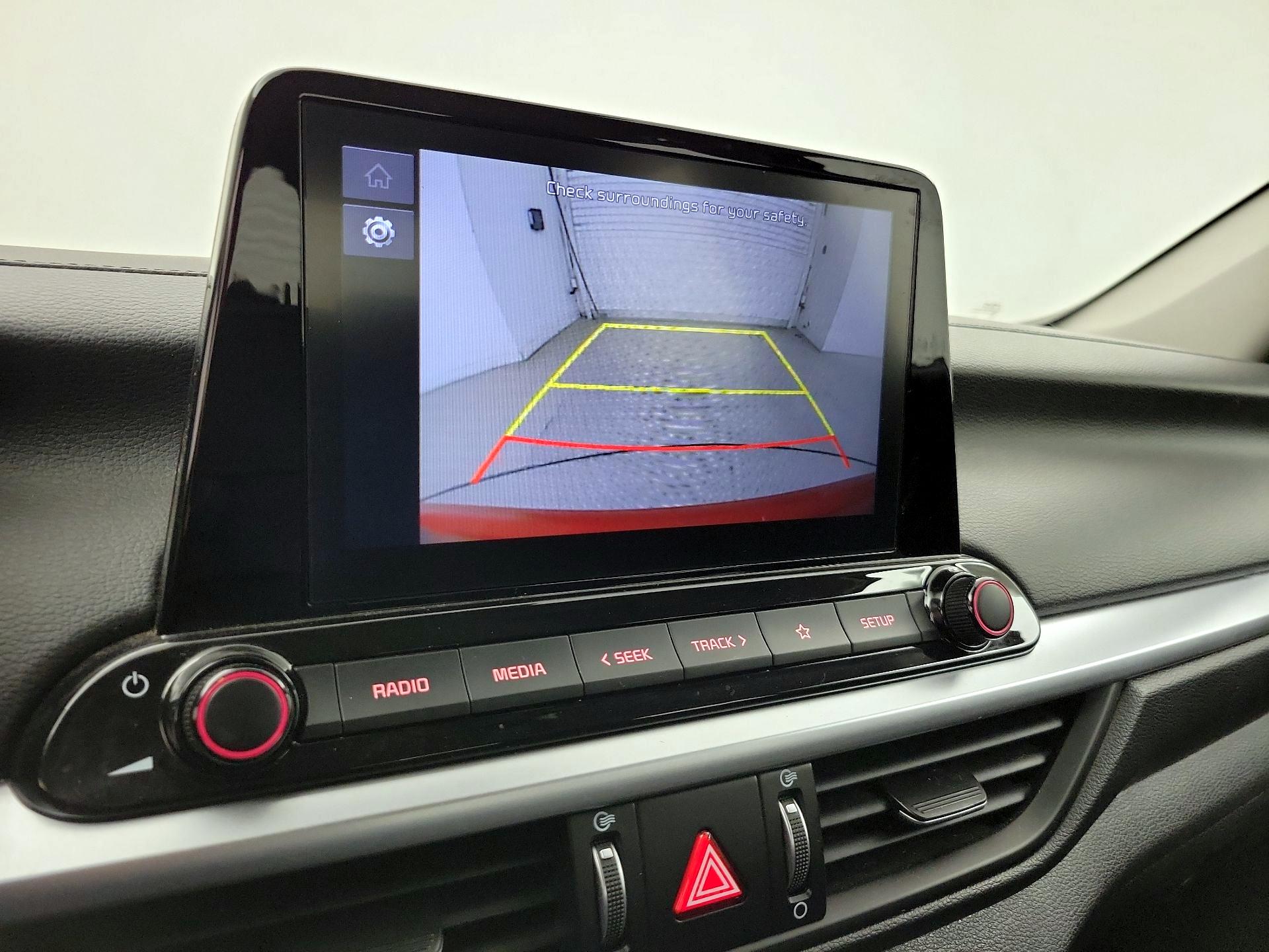 Thumbnail: 2022 Kia Forte - 14