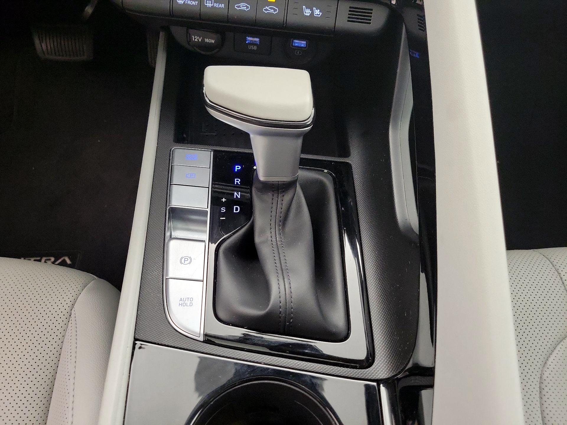 Thumbnail: 2023 Hyundai Elantra - 18