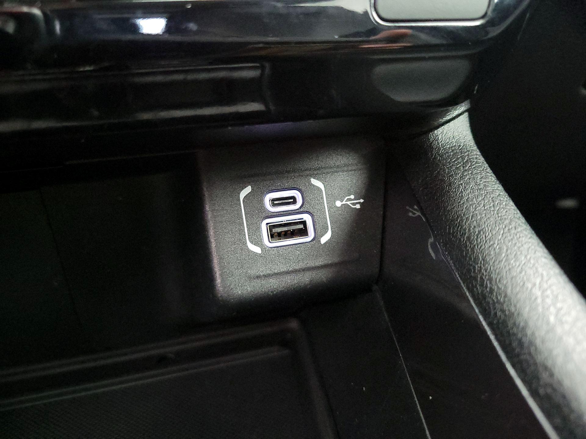 Thumbnail: 2022 Jeep Compass - 18