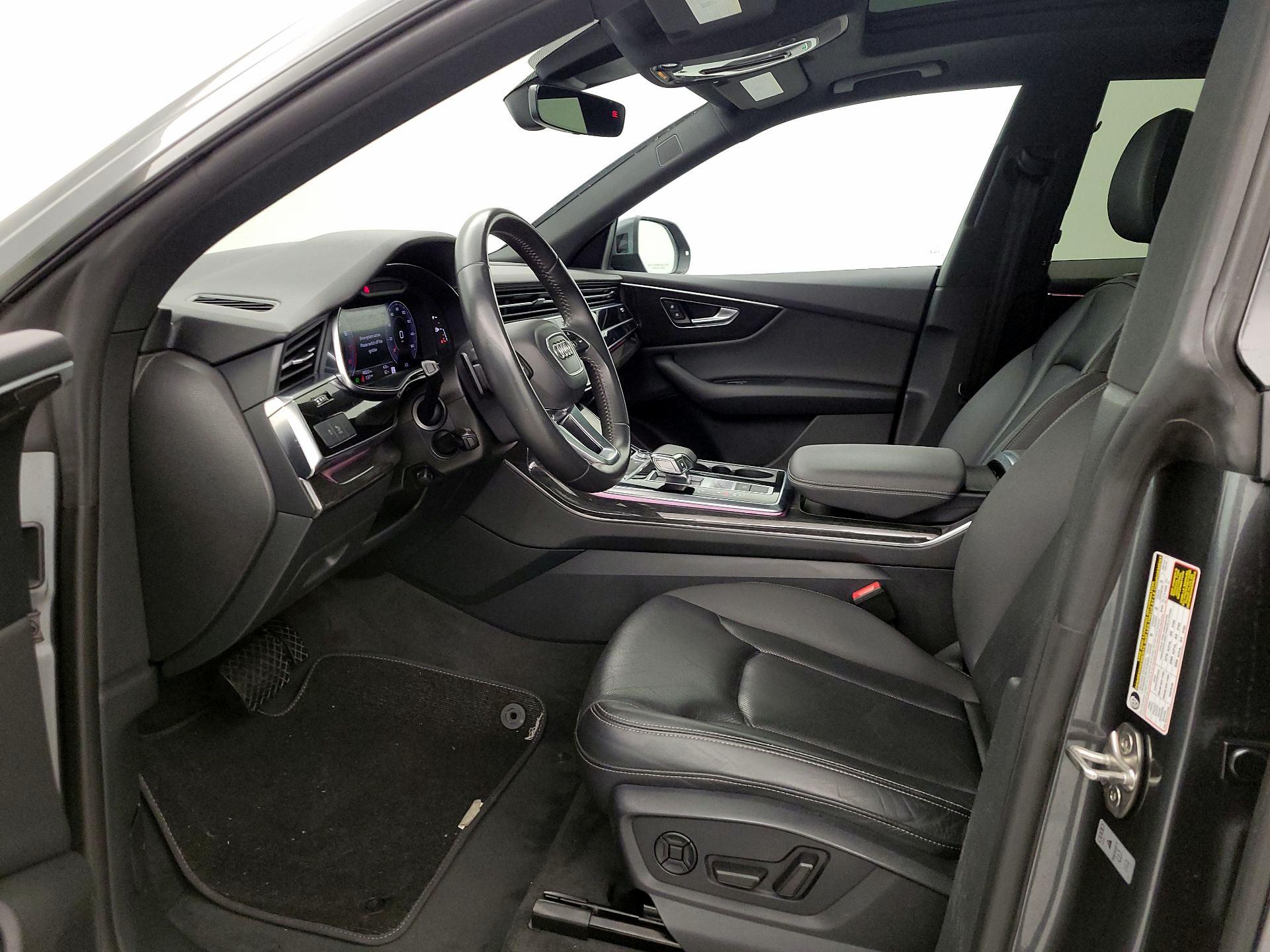 Thumbnail: 2020 Audi Q8 - 11