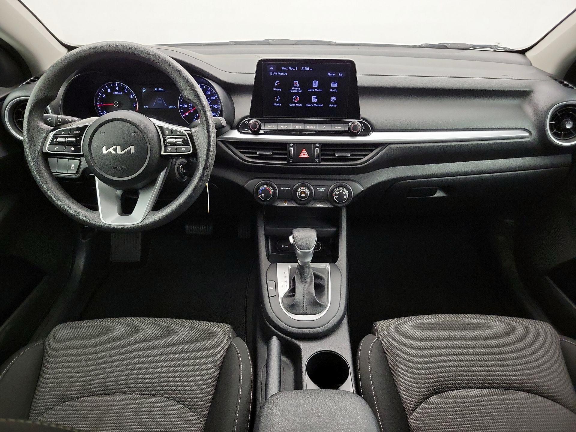 Thumbnail: 2023 Kia Forte - 9