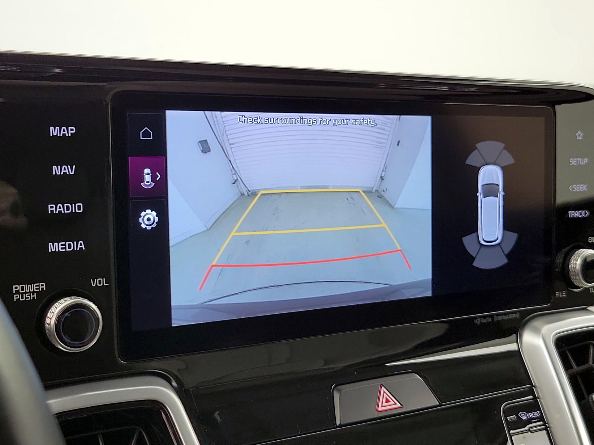 Thumbnail: 2022 Kia Sorento - 15