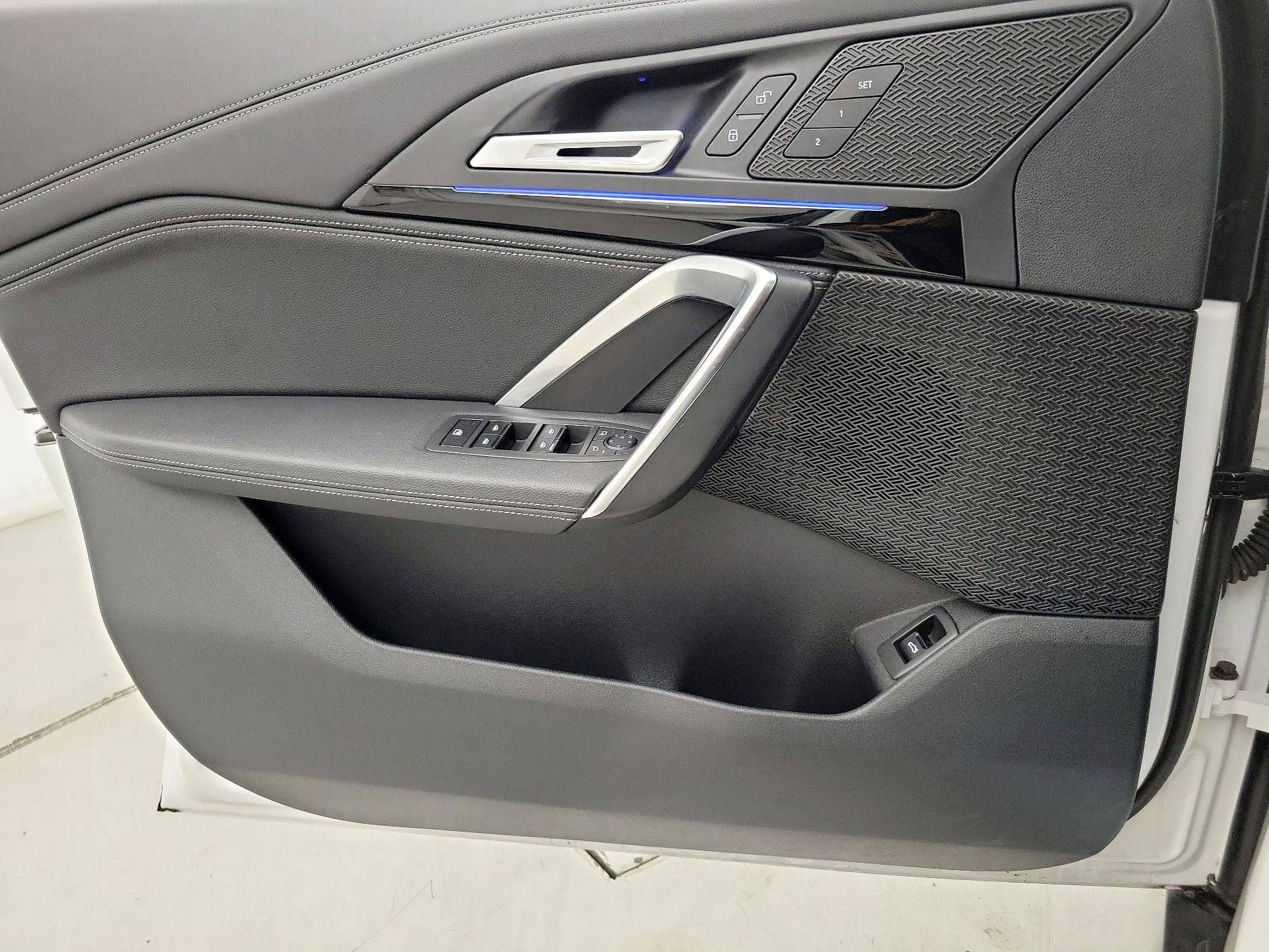 Thumbnail: 2023 BMW X1 - 12