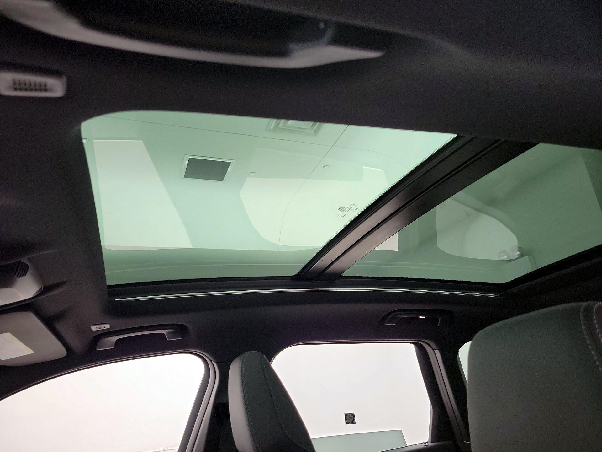 Thumbnail: 2023 BMW X1 - 20