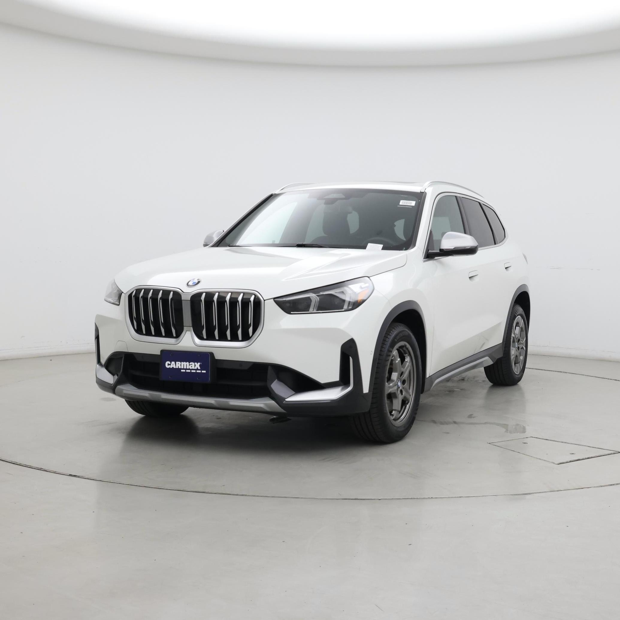 Thumbnail: 2023 BMW X1 - 4
