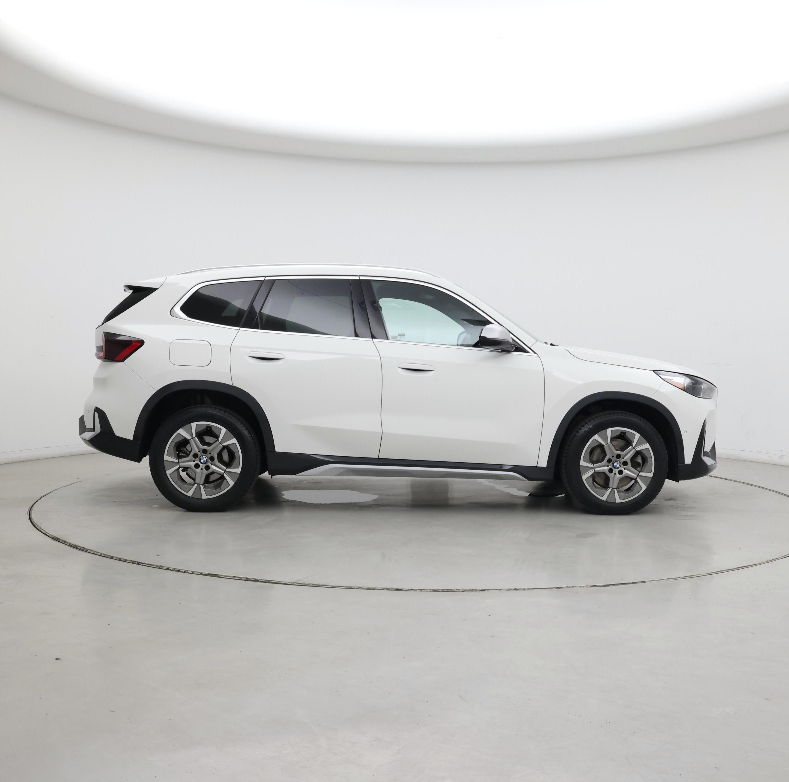 Thumbnail: 2023 BMW X1 - 7