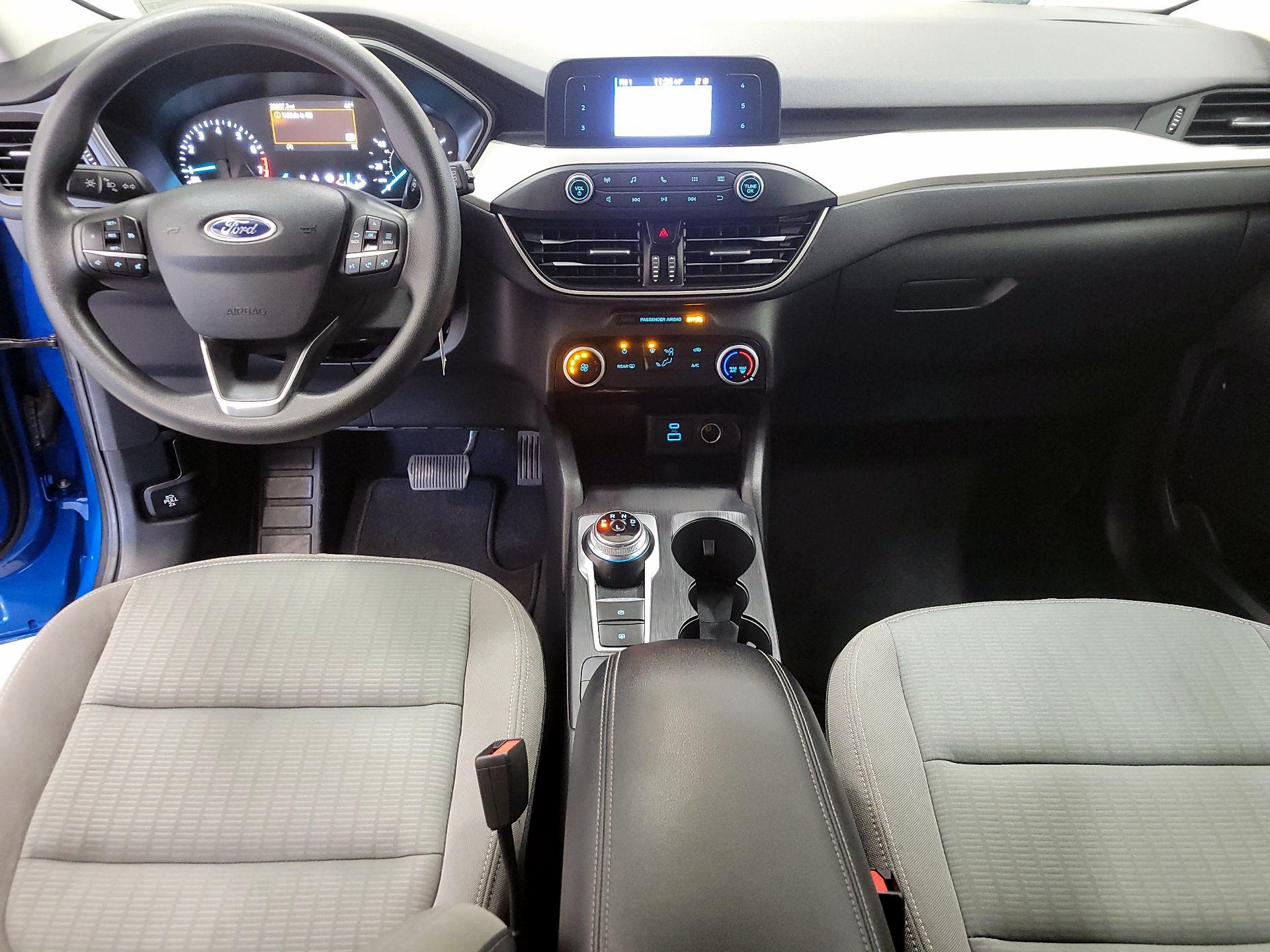 Thumbnail: 2021 Ford Escape - 9