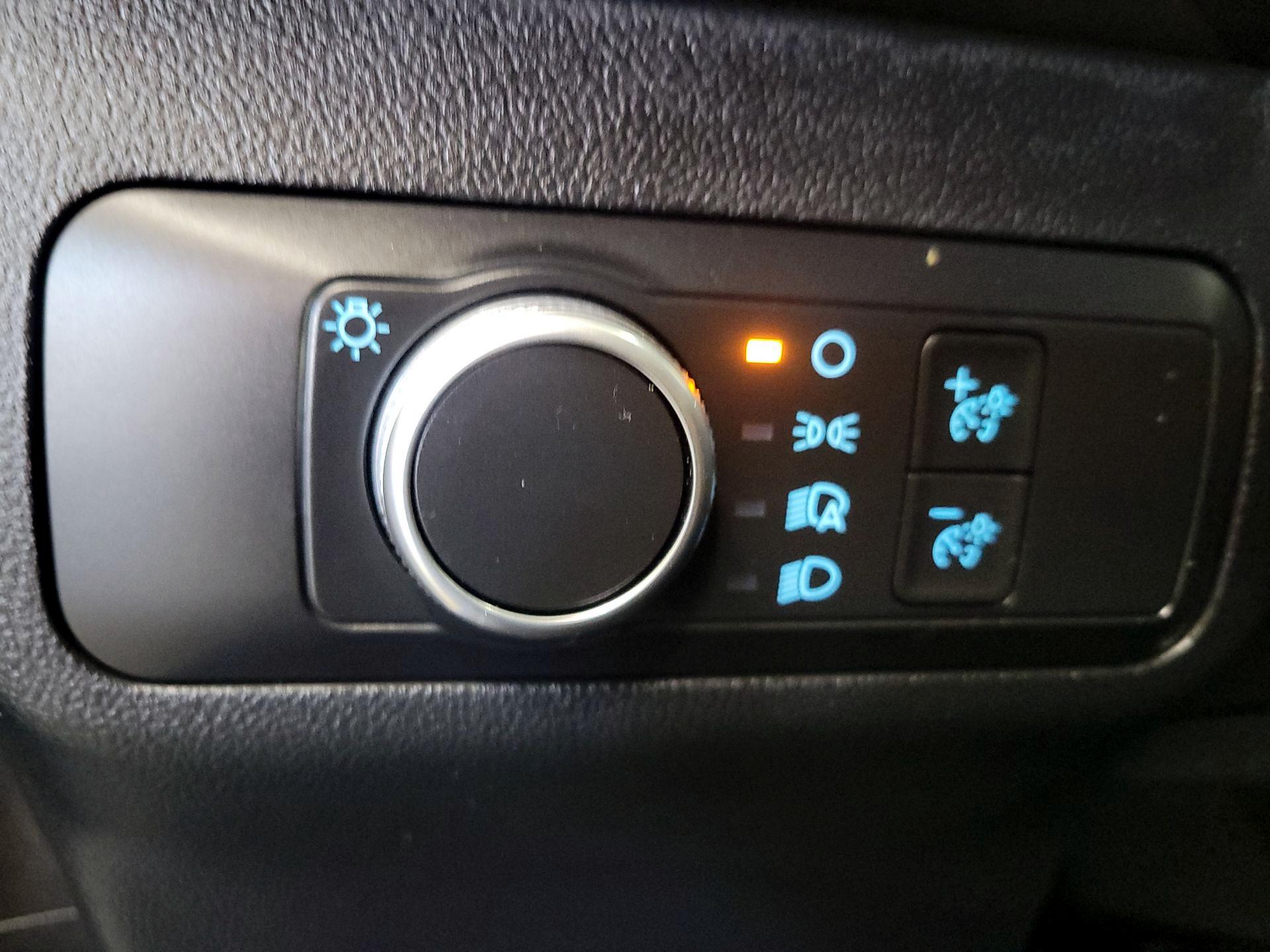 Thumbnail: 2021 Ford Escape - 13