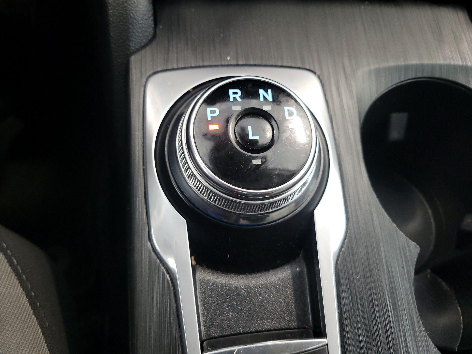 Thumbnail: 2021 Ford Escape - 17