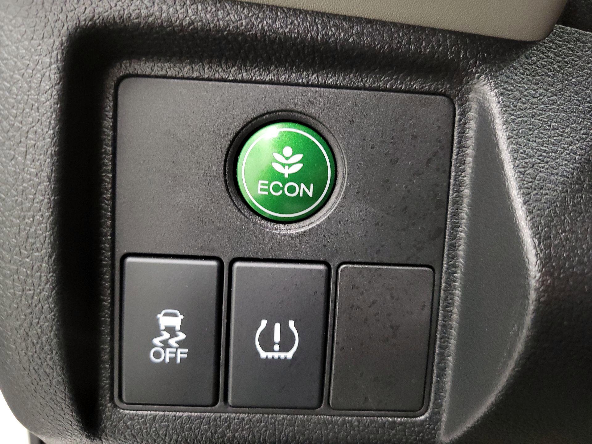 Thumbnail: 2022 Honda HR-V - 13