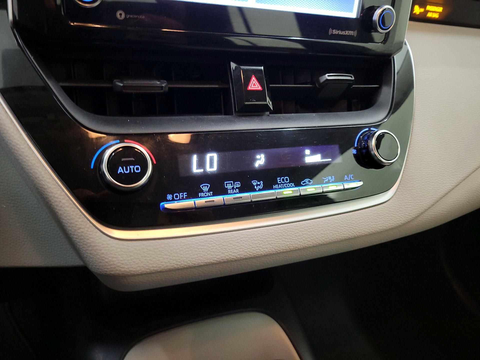 Thumbnail: 2021 Toyota Corolla - 16