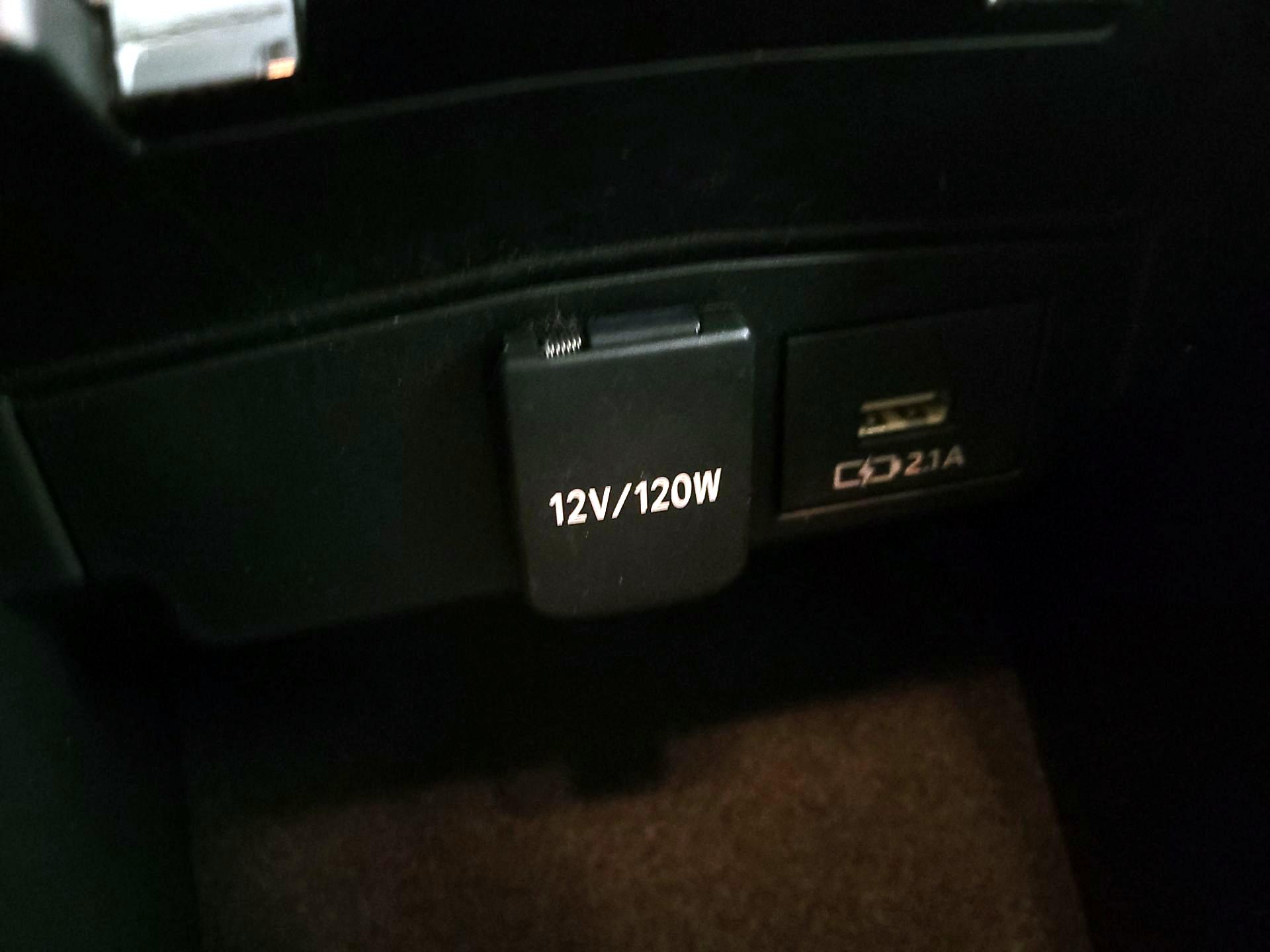 Thumbnail: 2021 Toyota Corolla - 18