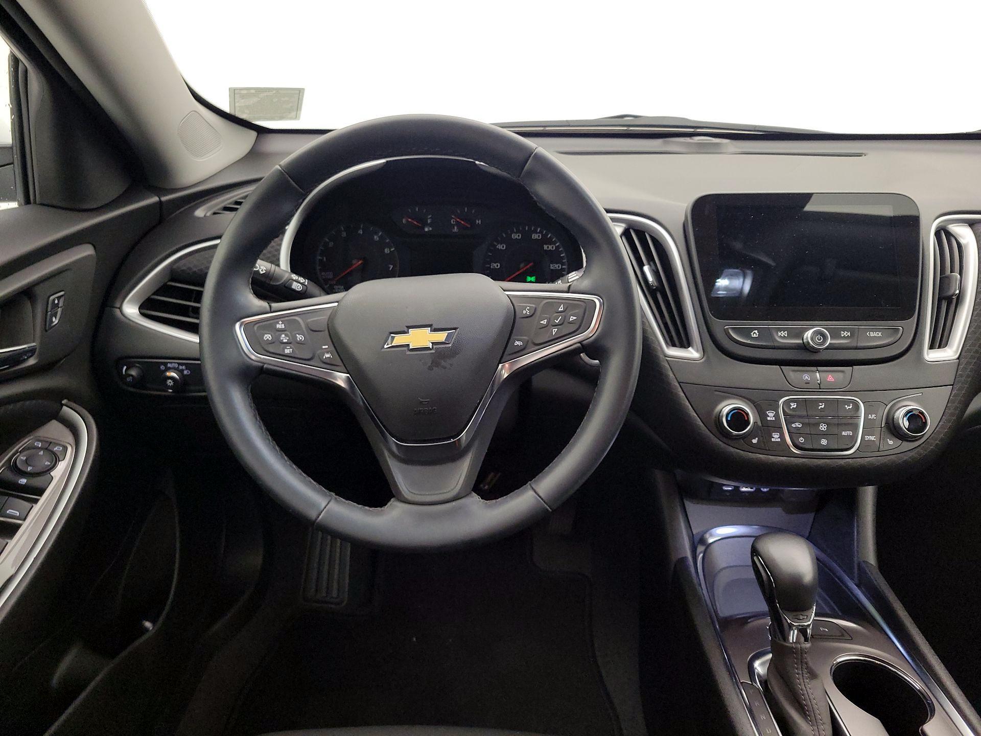 Thumbnail: 2025 Chevrolet Malibu - 10