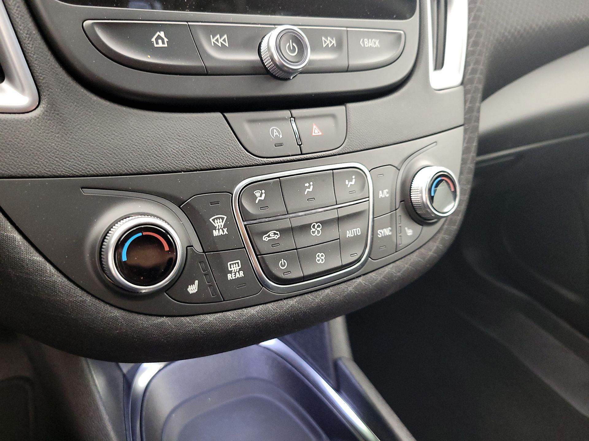 Thumbnail: 2025 Chevrolet Malibu - 16