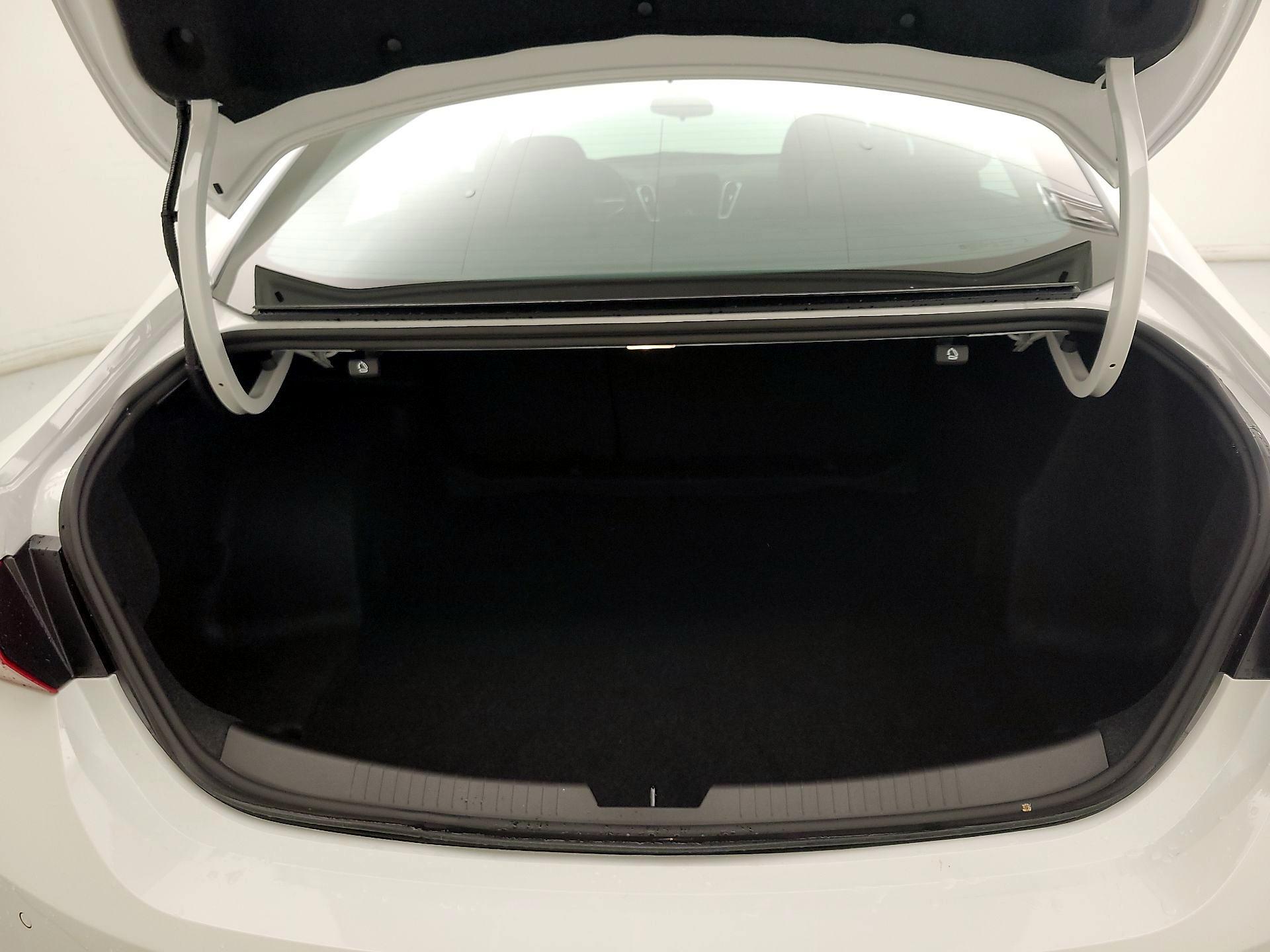 Thumbnail: 2025 Chevrolet Malibu - 19