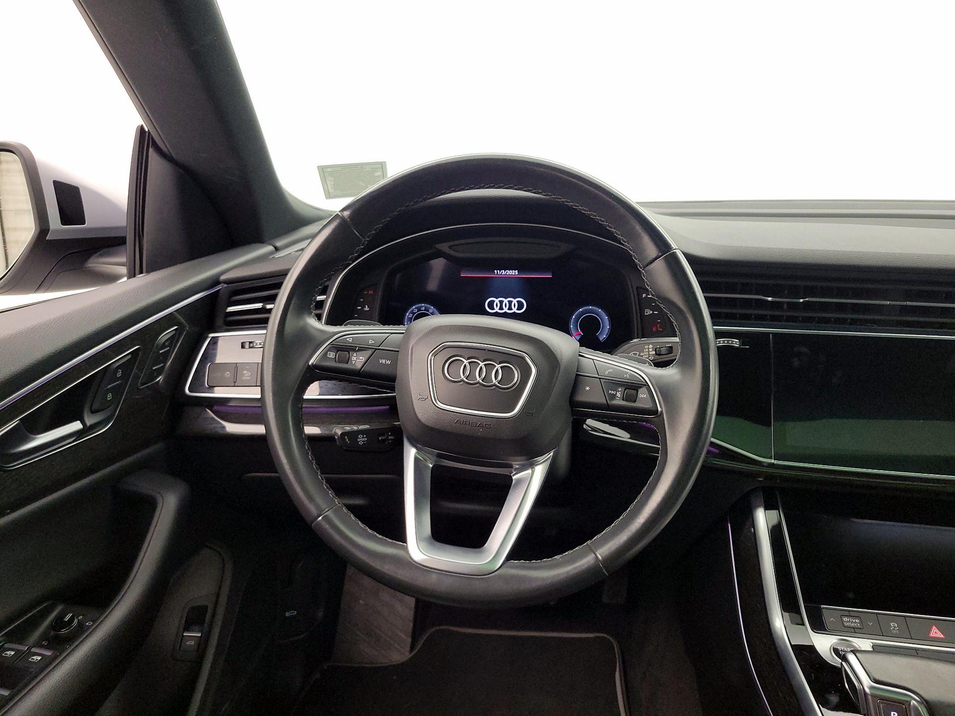 Thumbnail: 2021 Audi Q8 - 10