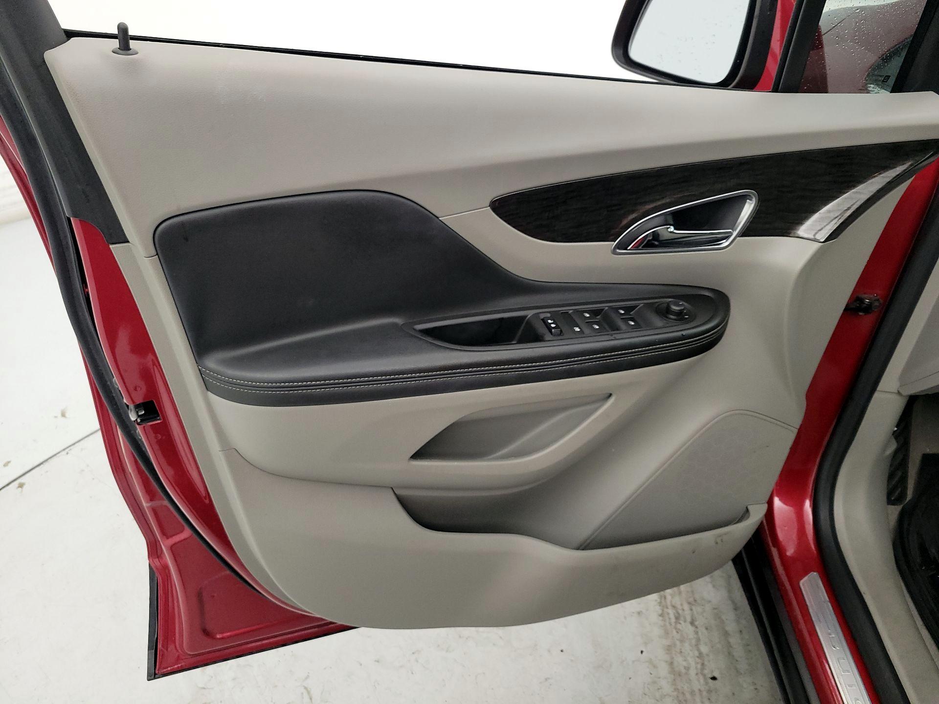 Thumbnail: 2016 Buick Encore - 12