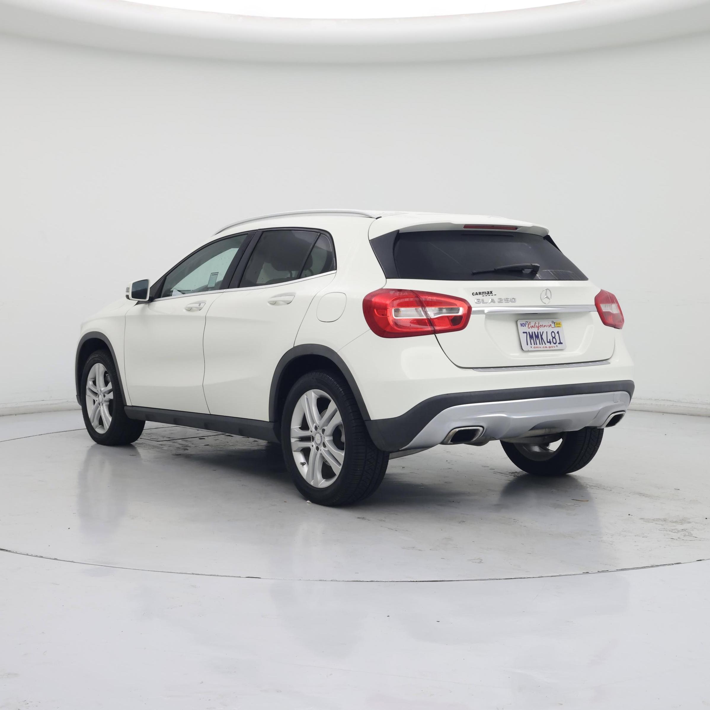 Thumbnail: 2016 Mercedes-Benz GLA - 2