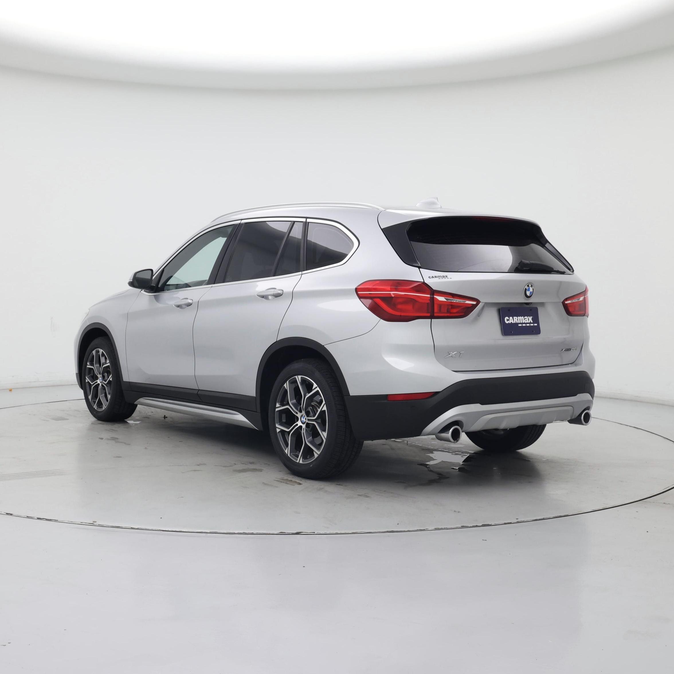 Thumbnail: 2021 BMW X1 - 2