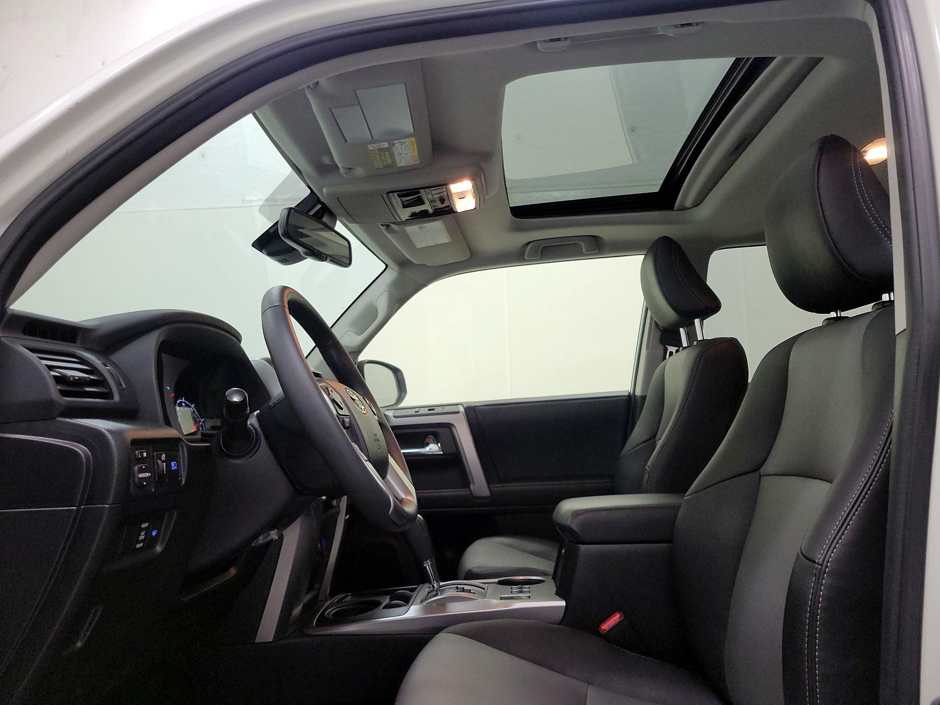 Thumbnail: 2022 Toyota 4Runner - 19