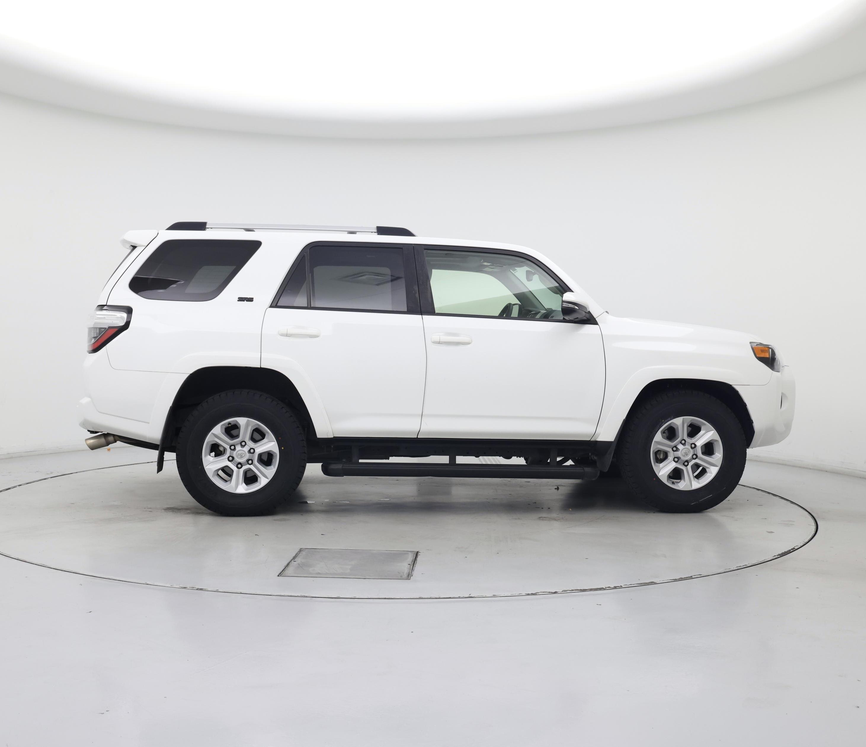 Thumbnail: 2022 Toyota 4Runner - 7