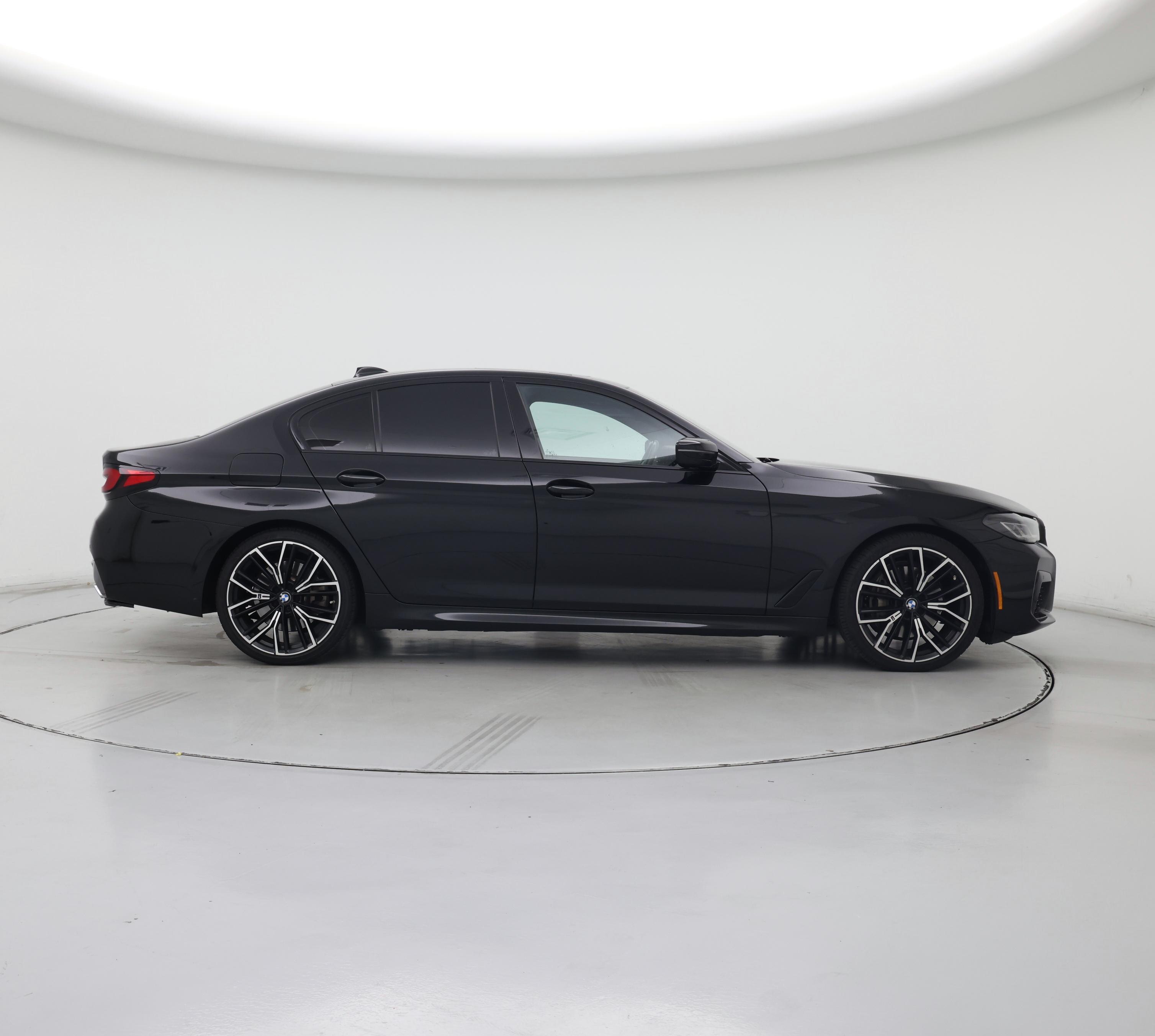 Thumbnail: 2022 BMW 5 Series - 7