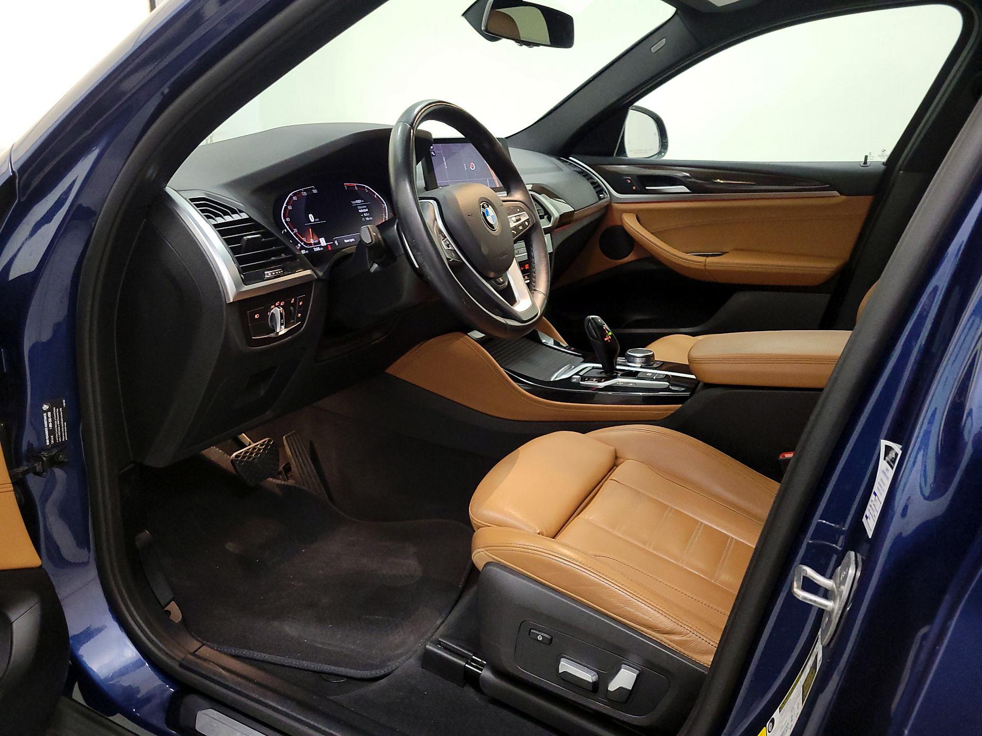 Thumbnail: 2021 BMW X4 - 11