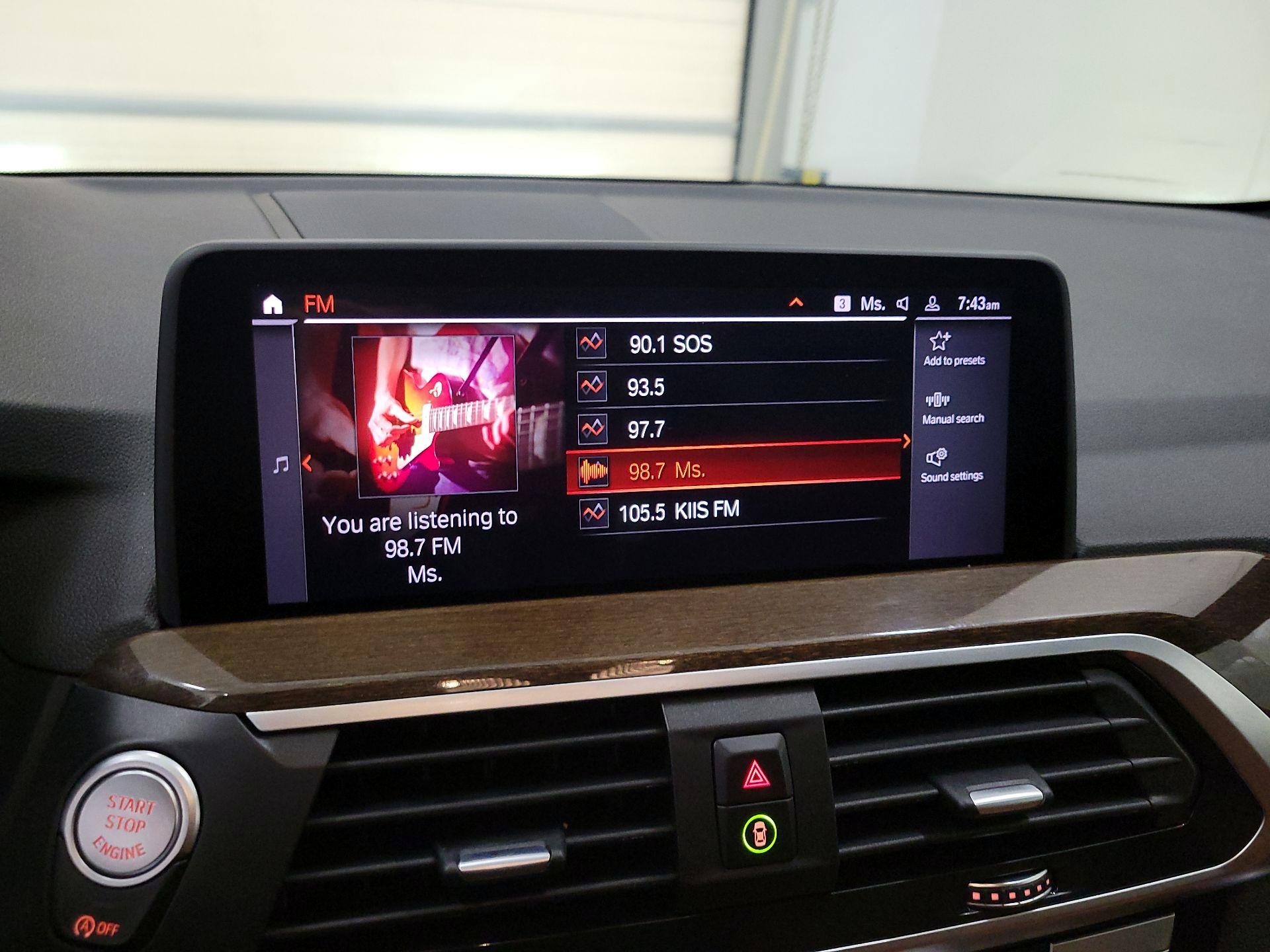 Thumbnail: 2021 BMW X4 - 16