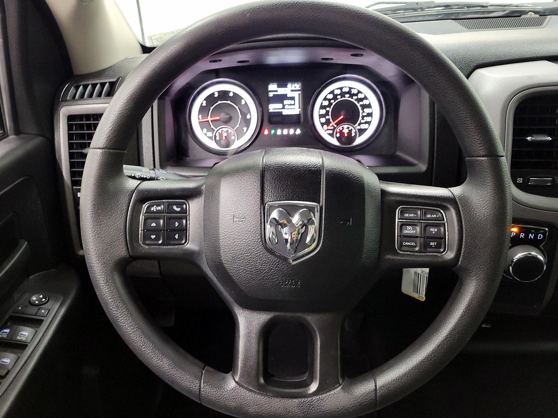 Thumbnail: 2023 RAM 1500 Classic - 10