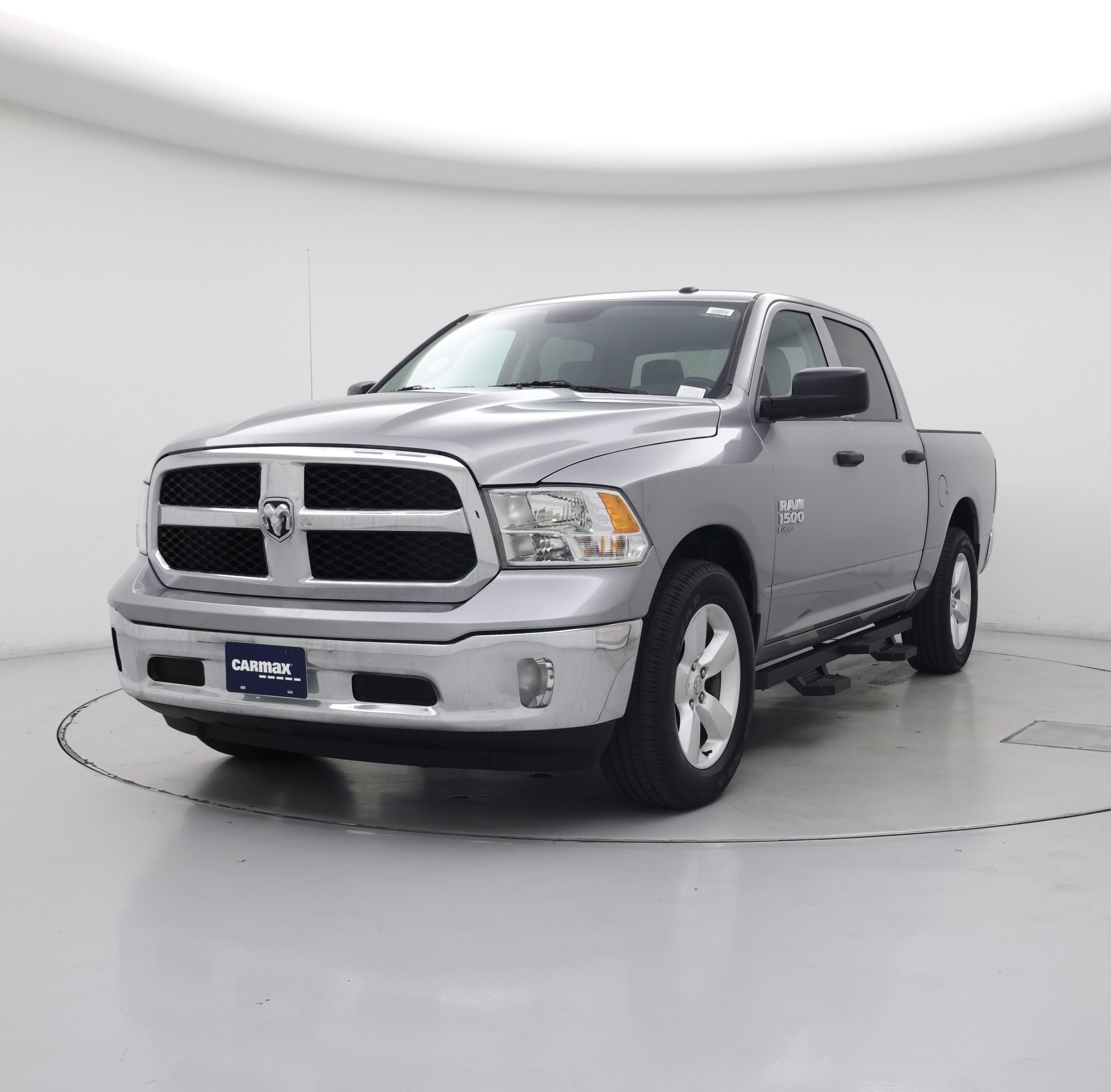 Thumbnail: 2023 RAM 1500 Classic - 4